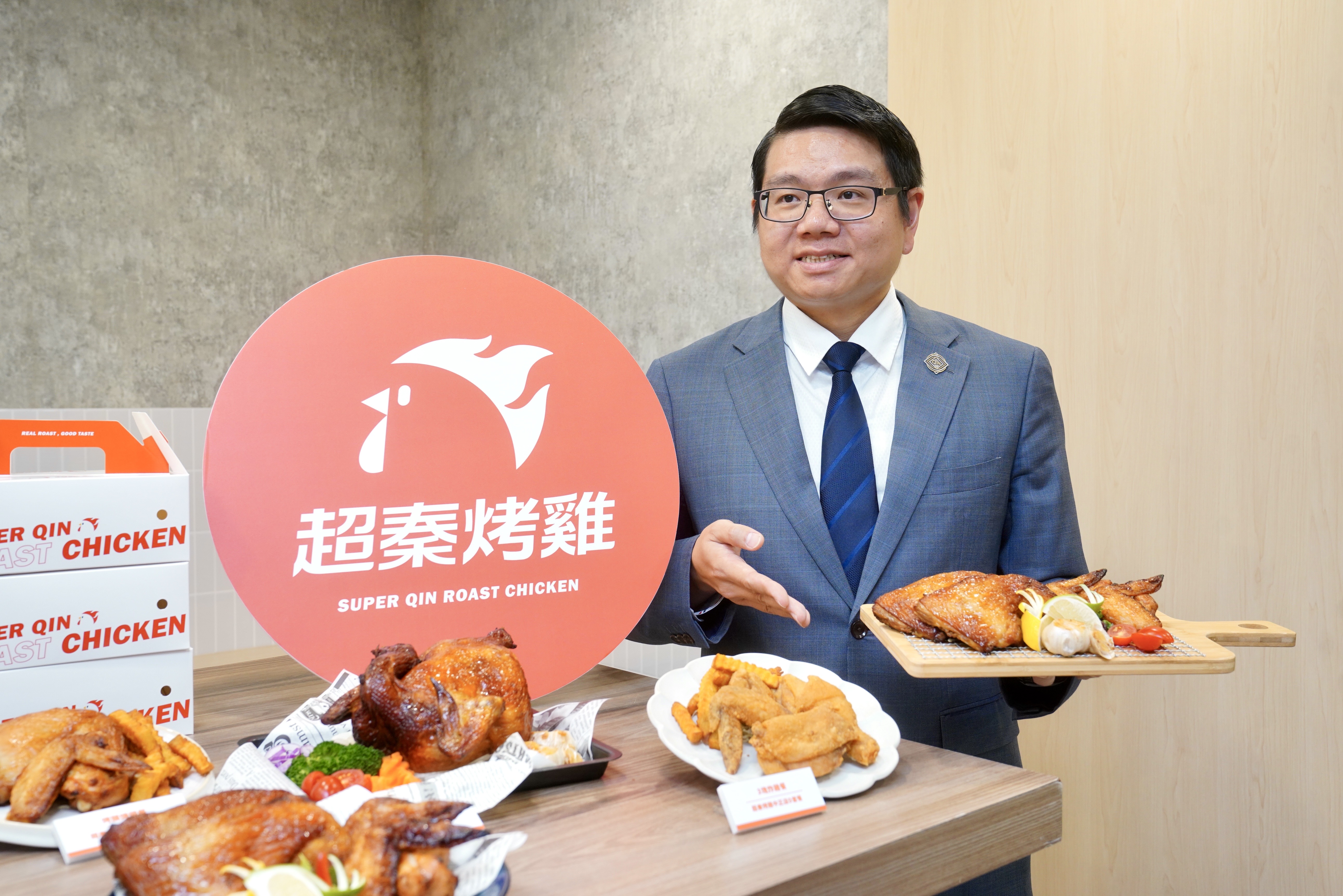超秦企業董事長卓靖倫。