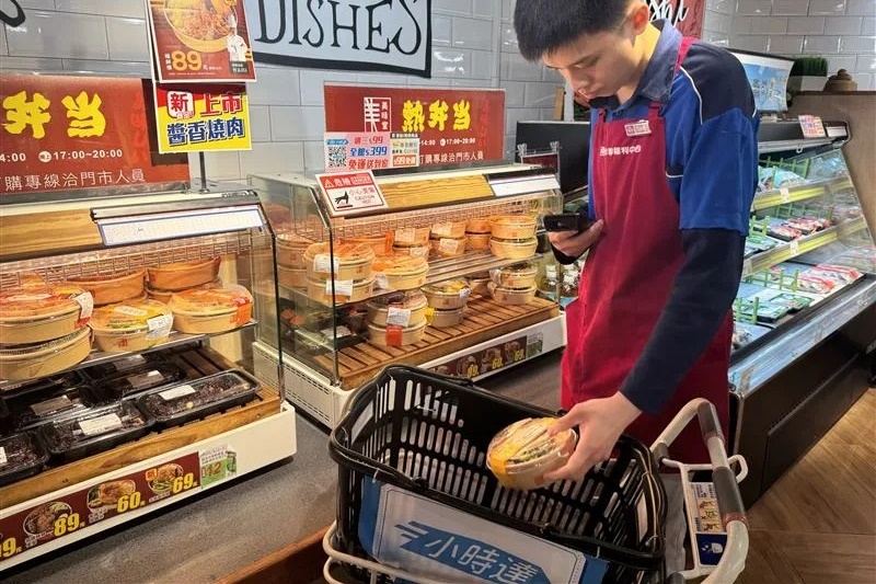 全聯小時達今日推出10元便當限時限量促銷，卻因消費者反應太過熱烈導致系統當機。（全聯提供）