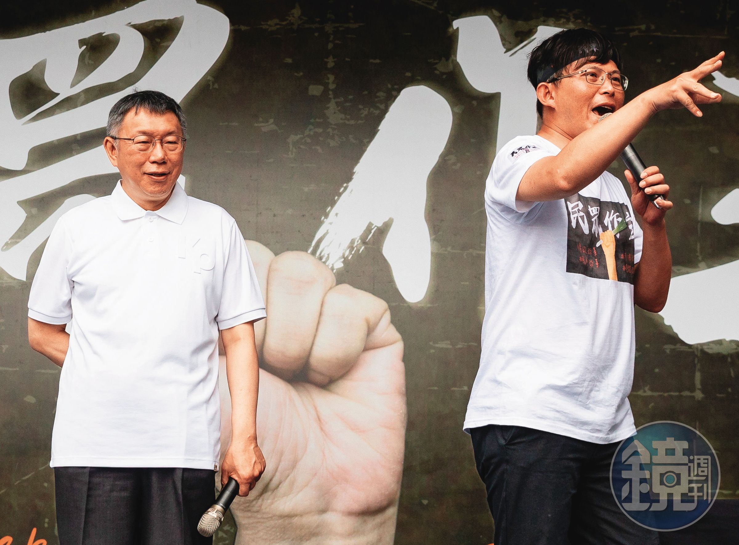 柯文哲踏入政壇以來，從來不曾遇見周遭有人比他更強的情境。對他而言，黃國昌的難題是全新的。