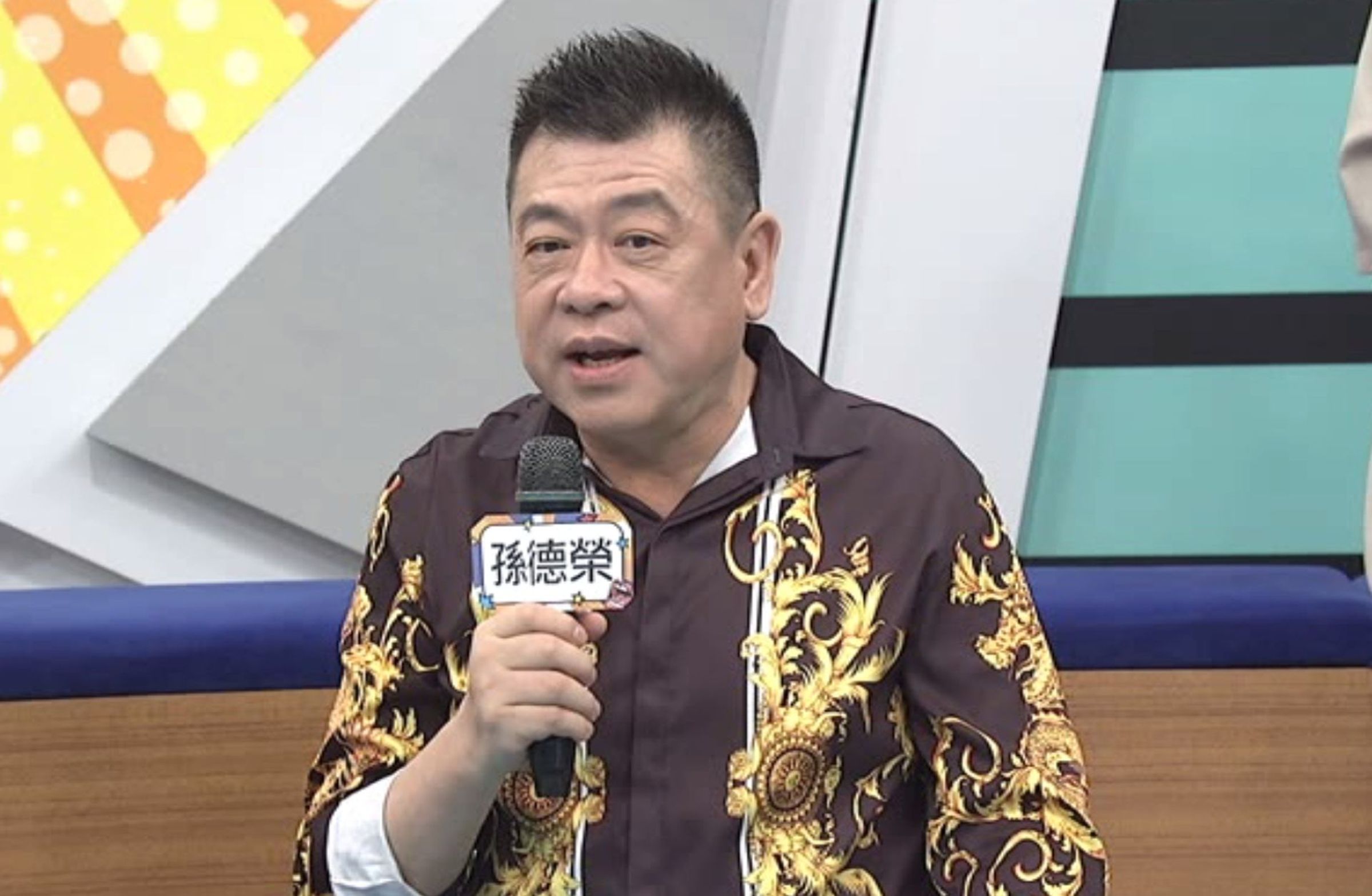 孫德榮上《小明星大跟班》錄影。（中天提供）