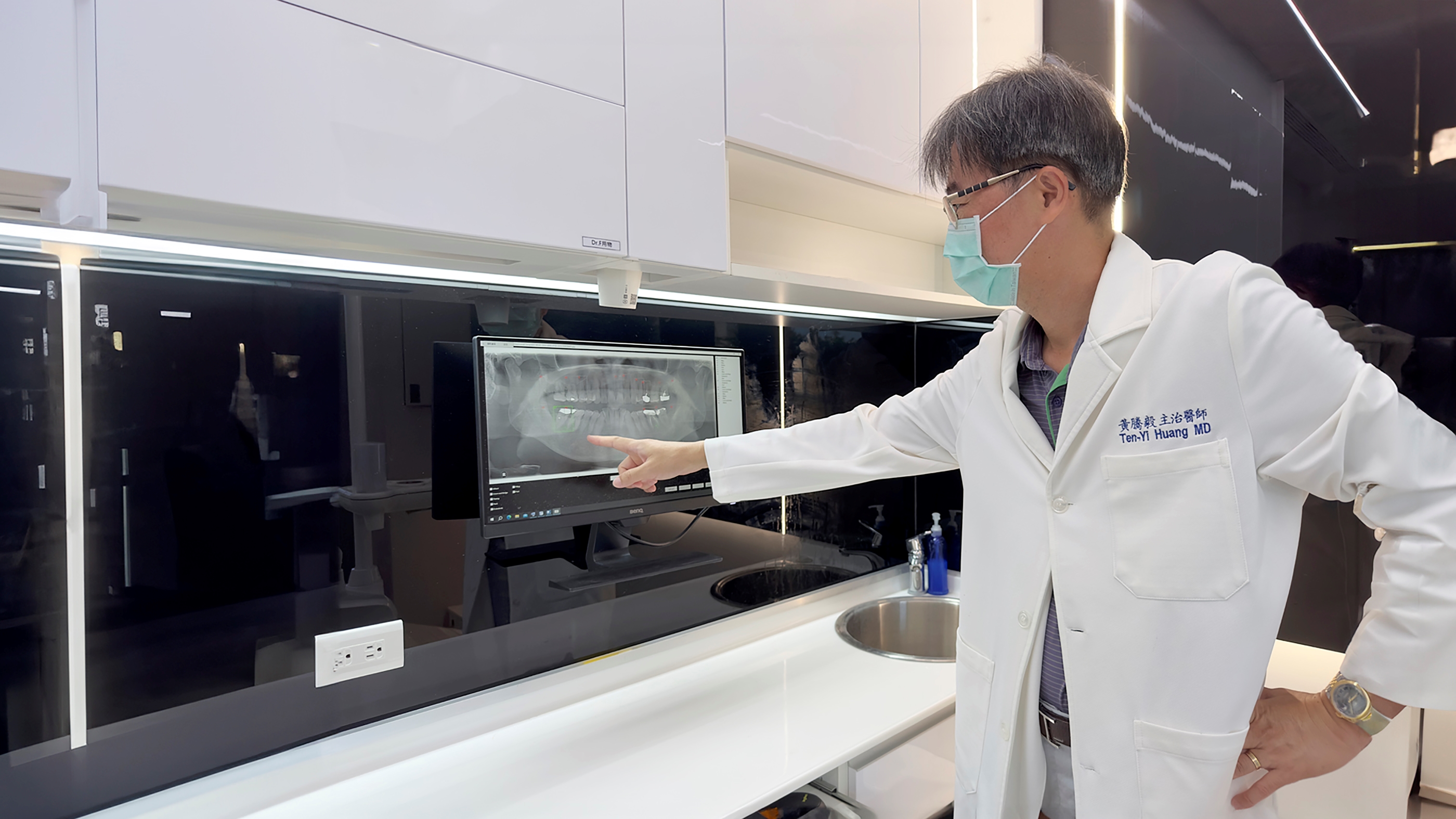 明基口腔和光明智能、康科特三方攜手推動AI牙科醫療應用，希望藉此大幅提升牙科保健醫療的效率。（明碁佳世達提供）