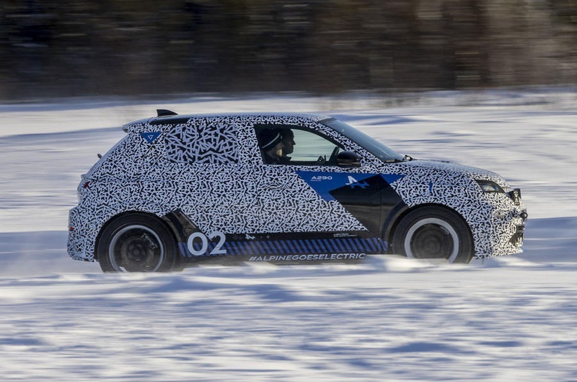 隸屬於Renault集團的運動車品牌Alpine,首次公開了新型「A290」原型車。這是一款結合了與A110相似運動特性的5門小型掀背車,代表著下一代電動熱門掀背車。