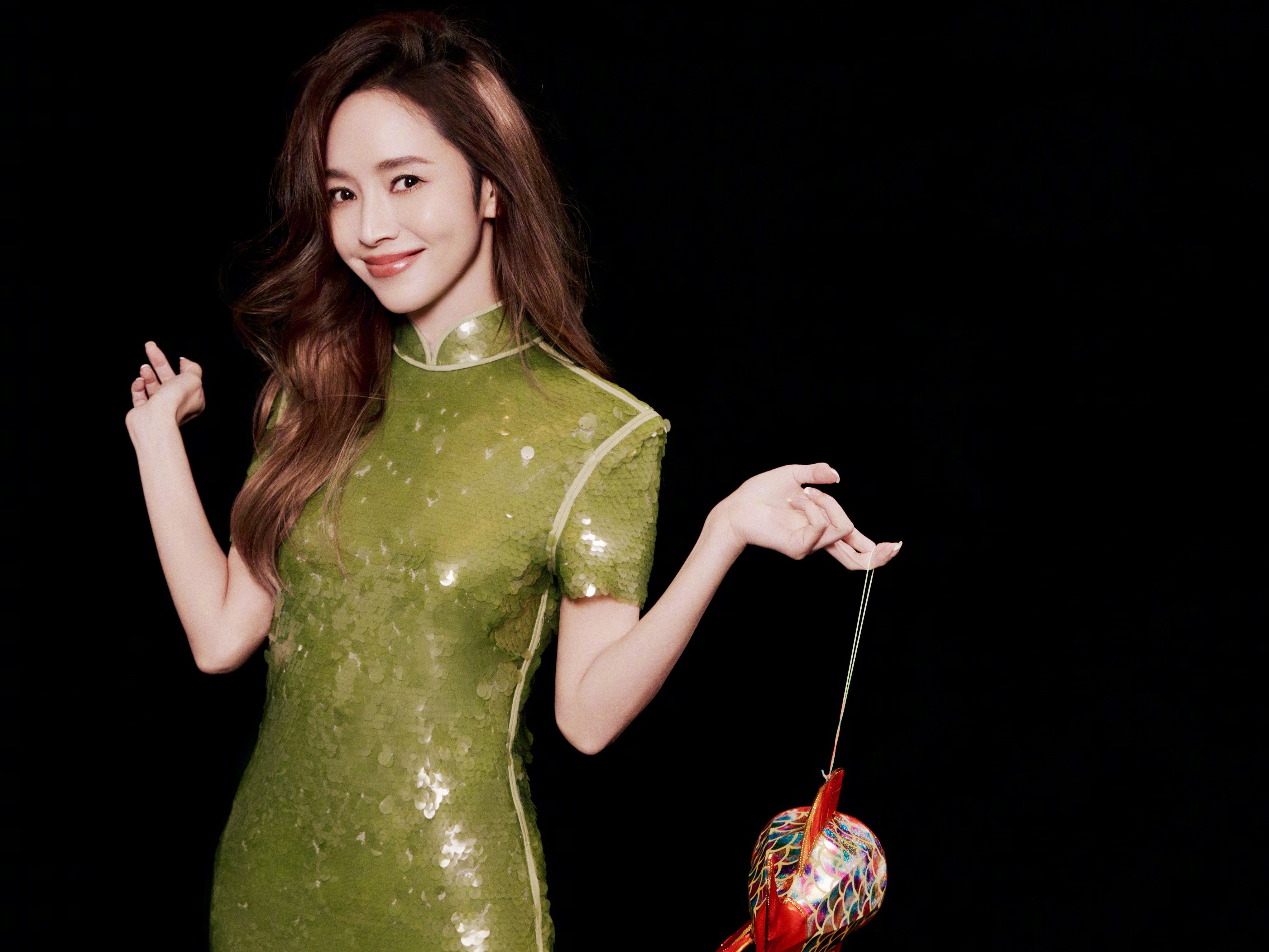 侯佩岑早前在微博發文「台灣唯一稱謂就是中國台灣省」表忠。（翻攝侯佩岑微博）