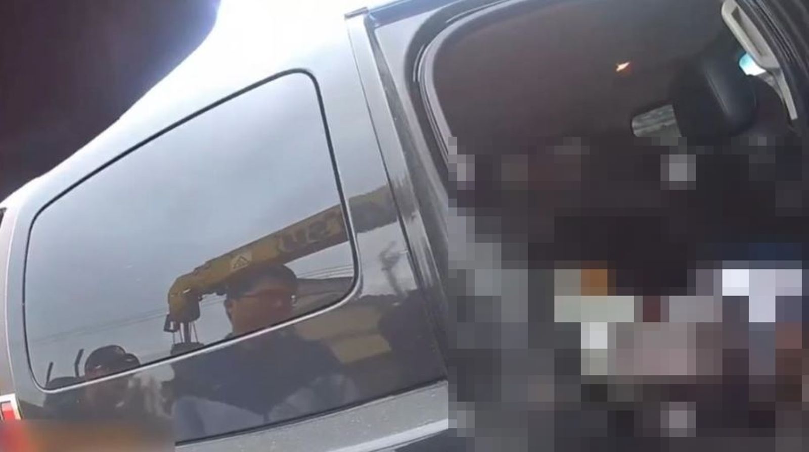 花蓮離奇命案!陌生人倒臥後座身亡 工廠老闆上車聞到異味轉頭嚇傻急報警