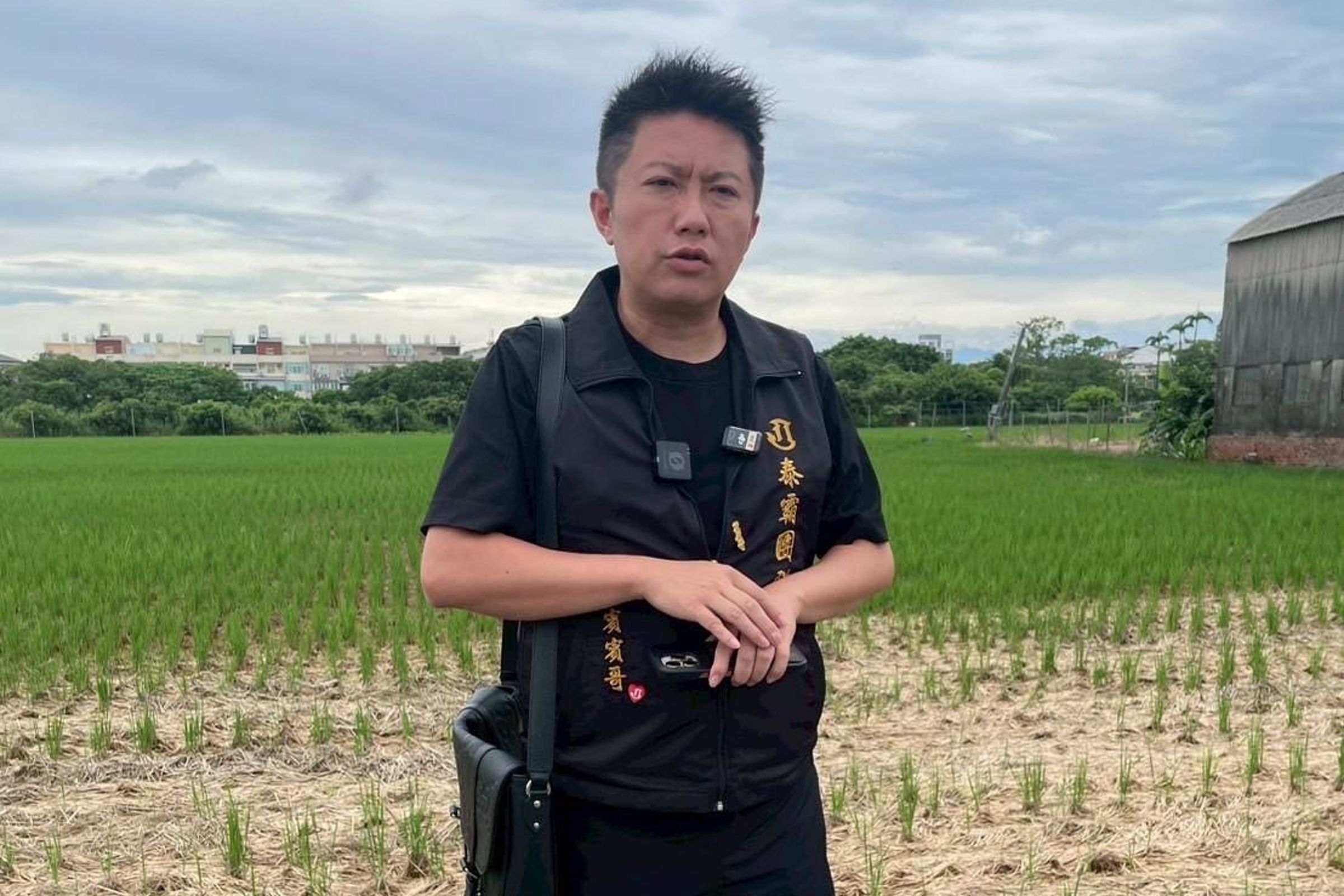 直播「性侵女受害者」未打馬賽克導致爭議,賓賓哥公開道歉並下架爭議影片。(翻攝網路)
