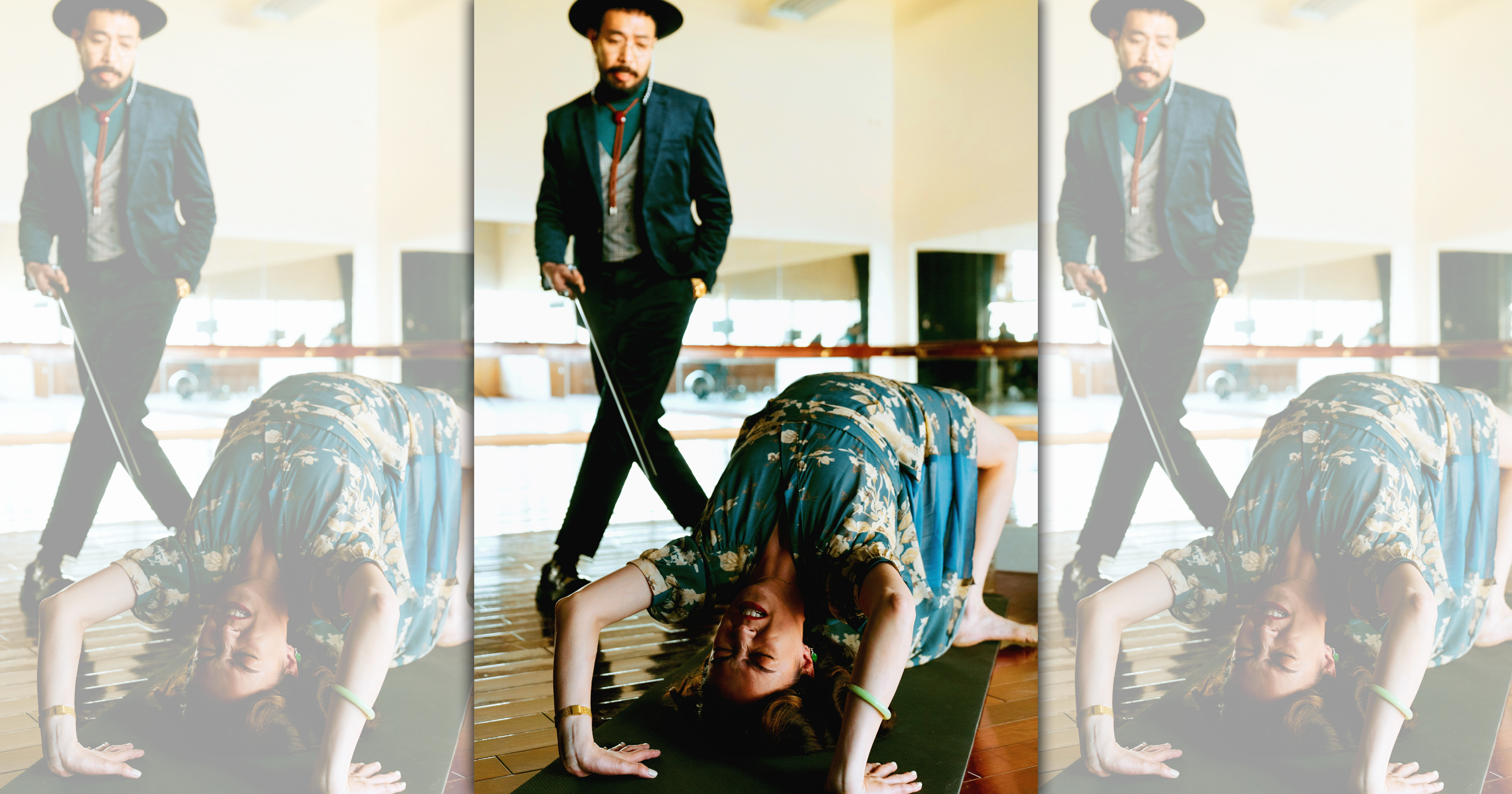 張榕容(右)為戲苦練,許多下腰都是親自上陣。(牽猴子提供)