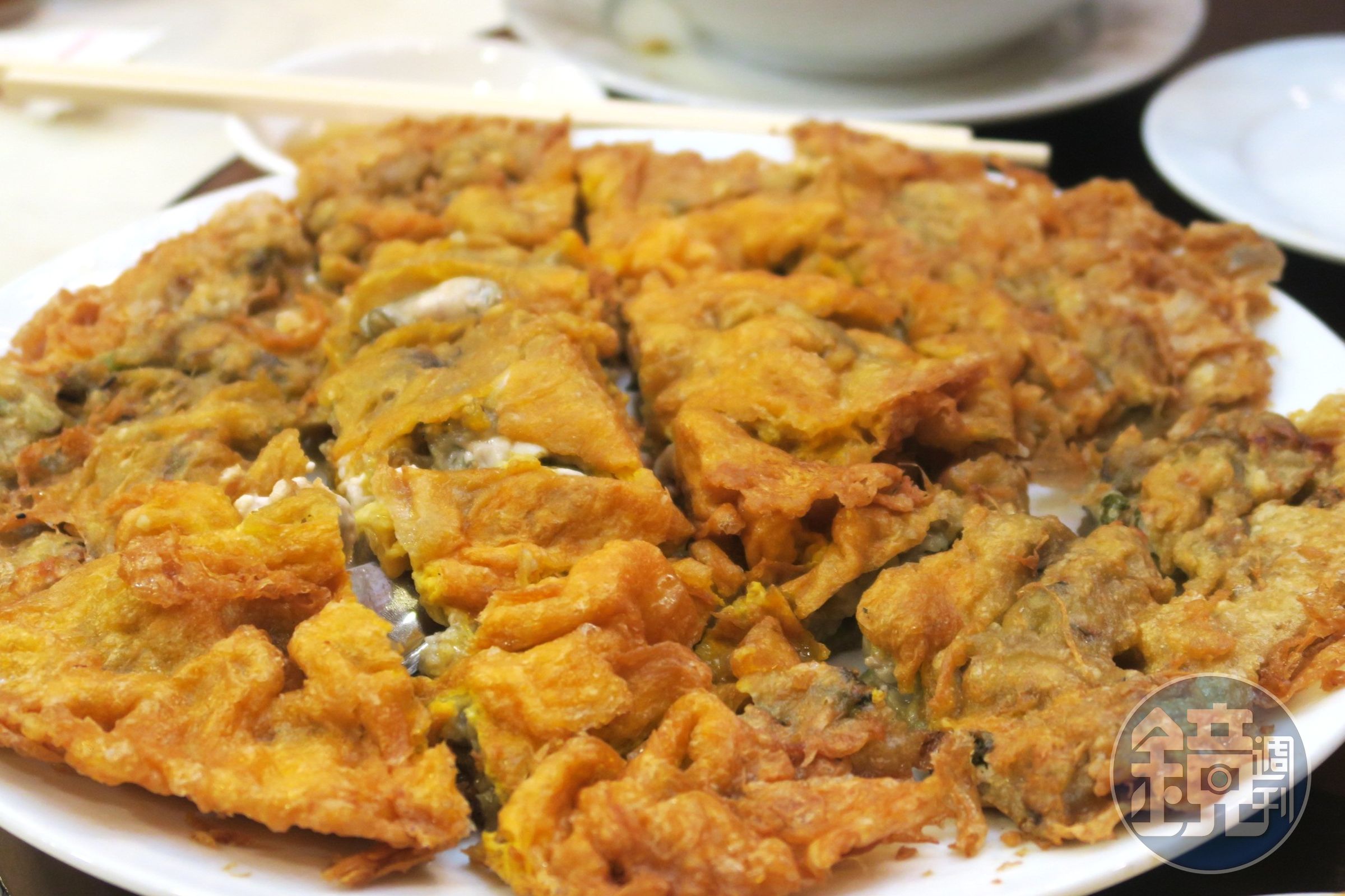 潮州式的「煎蠔烙」特色是加入鴨蛋與極高的地瓜粉。