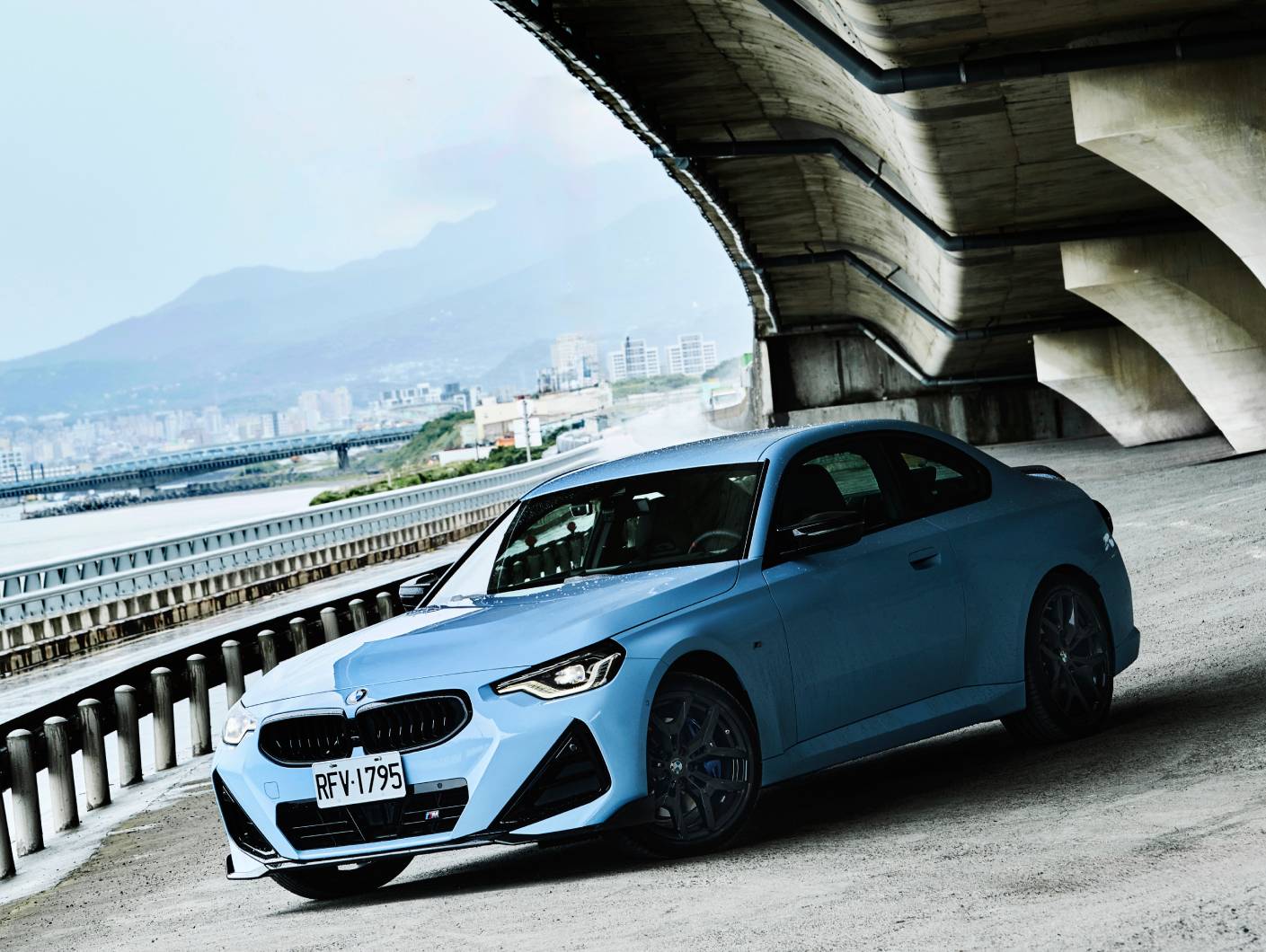 鏡試駕／態度決定爽度！BMW M240i xDrive