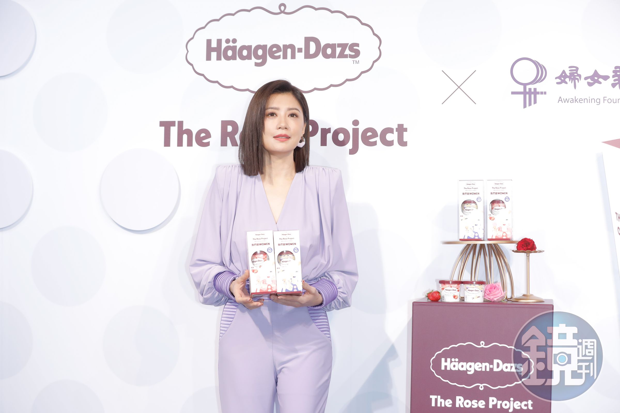 賈靜雯今天出席「我們挺WOMEN」公益合作計畫活動。