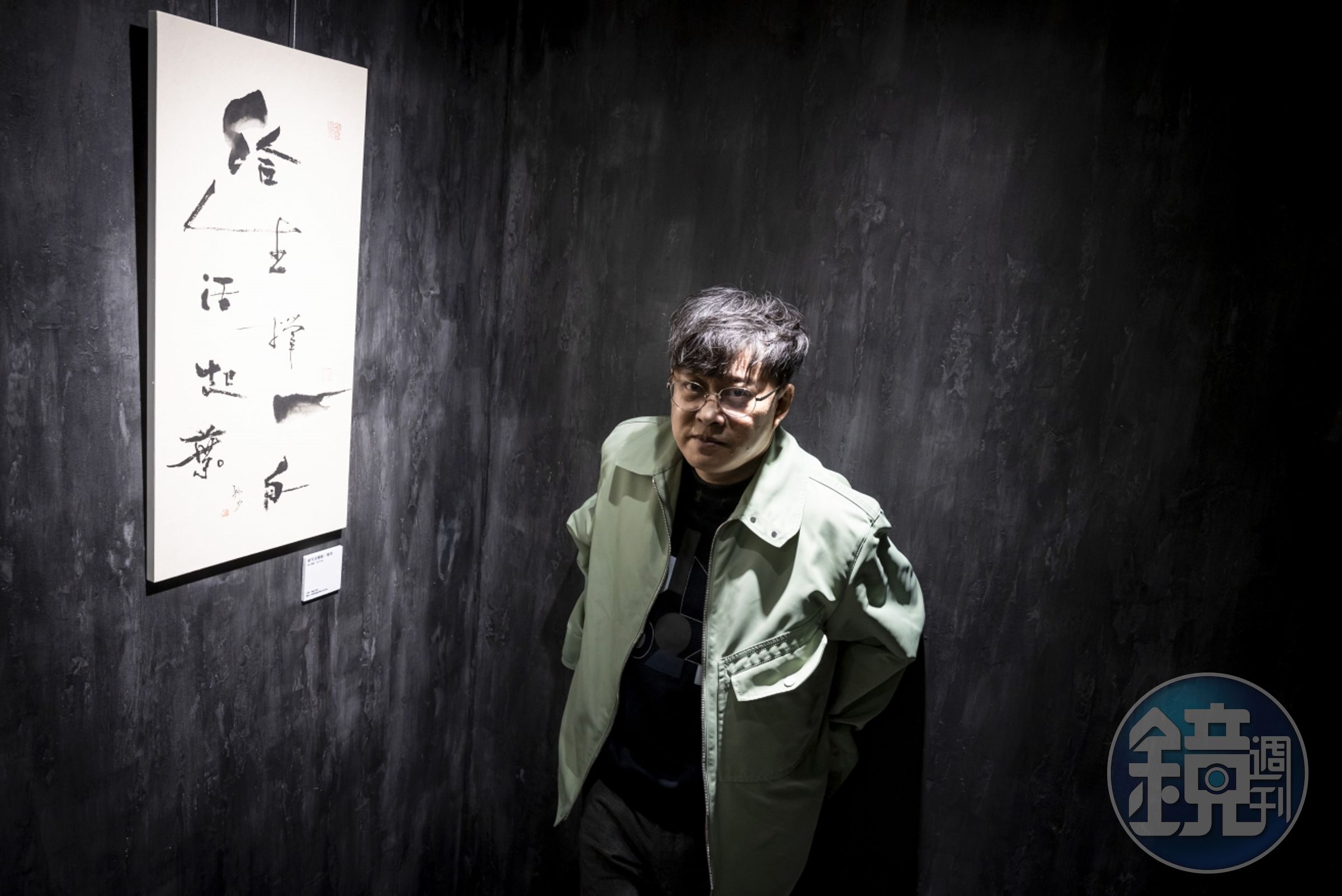 一手專欄,一首寫歌詞,古有唐詩三百首代表大唐盛世,今有林夕三千首,見證往日香港絕代風華。