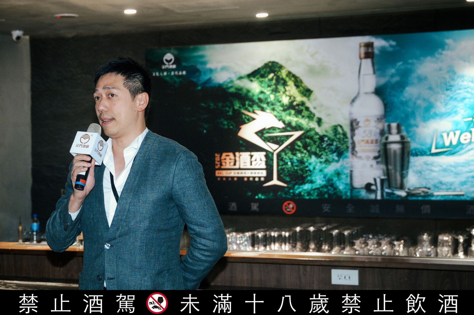 7ff0fb7b-b02c-456b-9609-