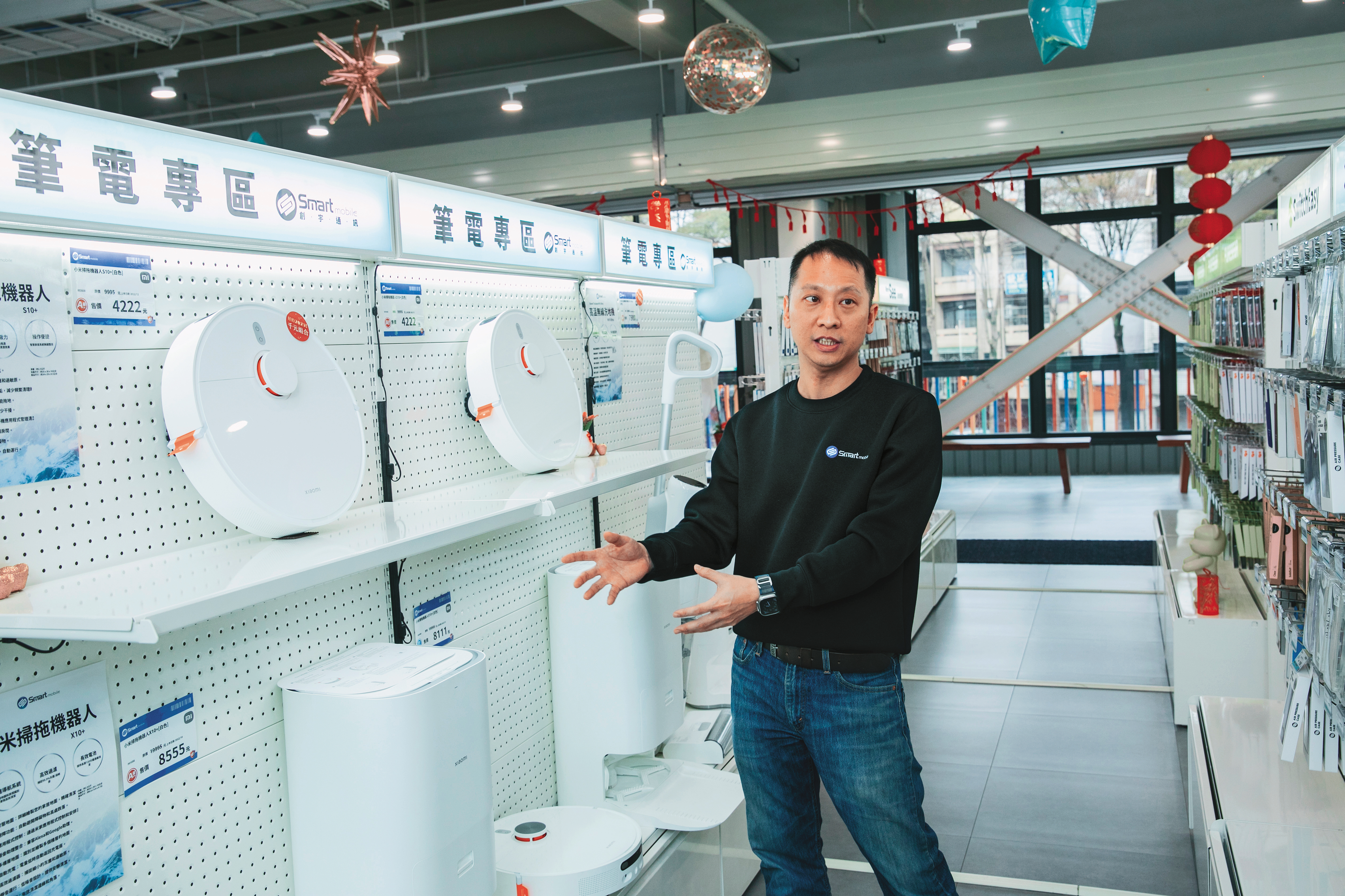 除了二手手機、筆電平板外,創宇也賣小家電福利機,價格親民。