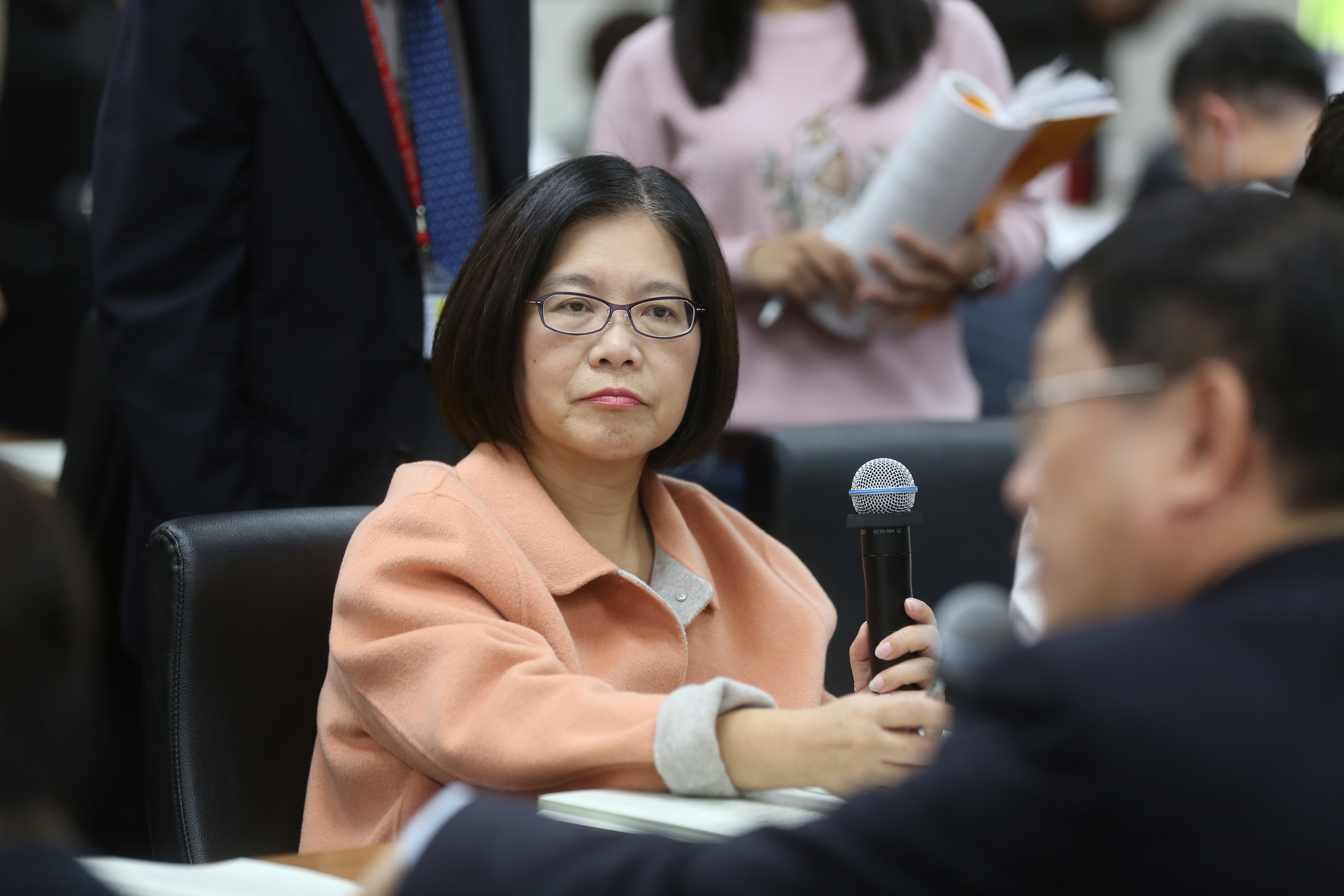 海巡署遭控下令基層蒐集罵政府貼文、監控網路輿論，海委會主委管碧玲駁斥說法，稱爆料內容與事實不符。（本刊資料照）