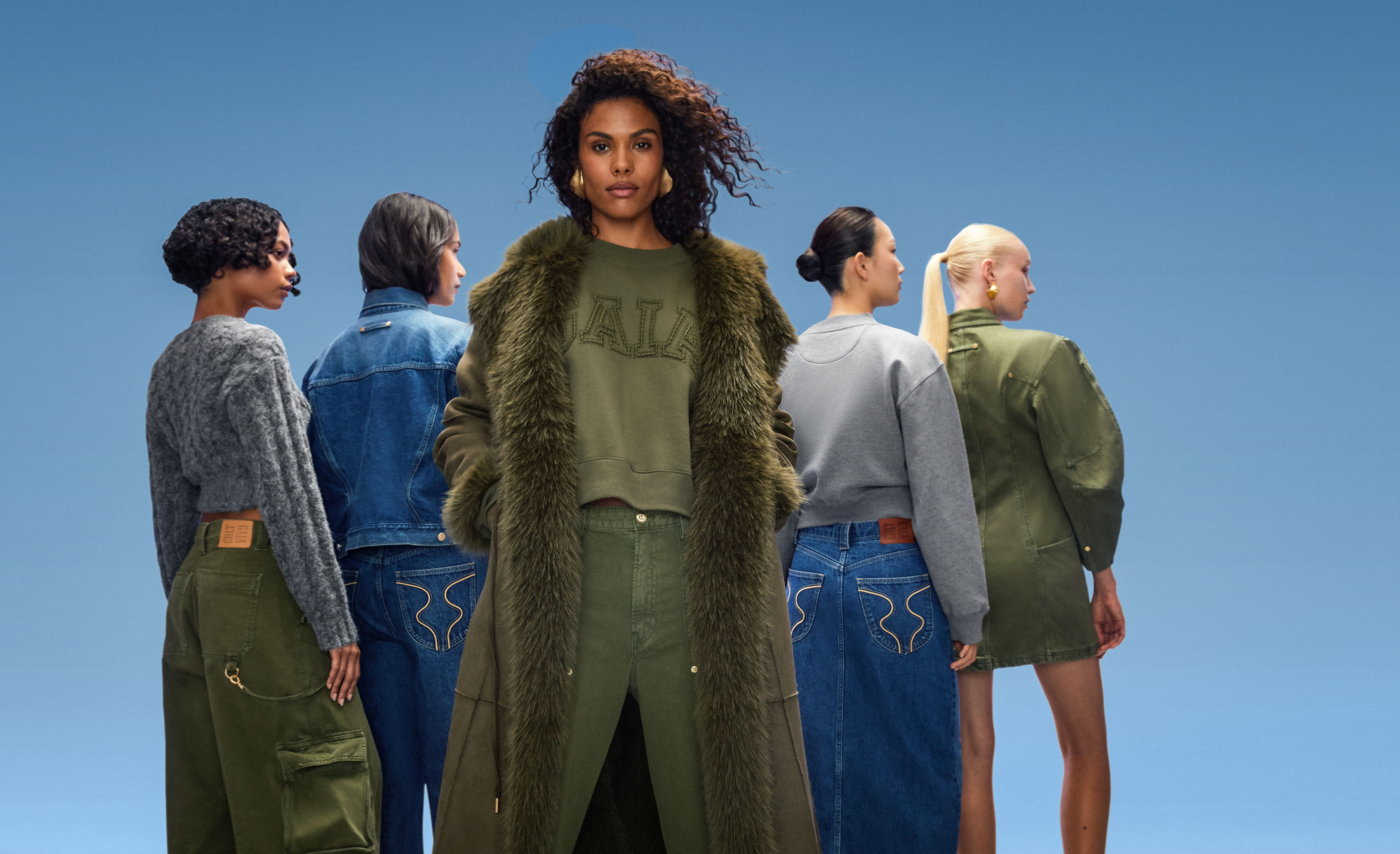 GAP x Cult Guia聯名系列，台灣目前引進十款，勢必造成搶購熱潮。（GAP提供）