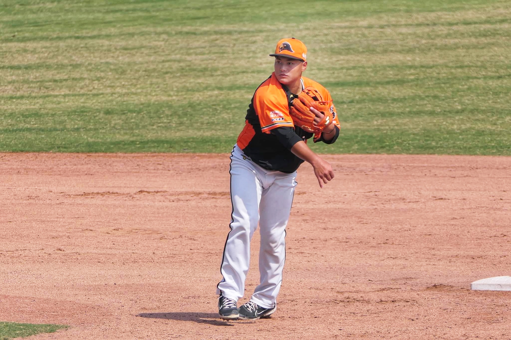 黃勇傳因個人財務狀況不斷，遭到球團統一獅開除。（翻攝黃勇傳臉書）