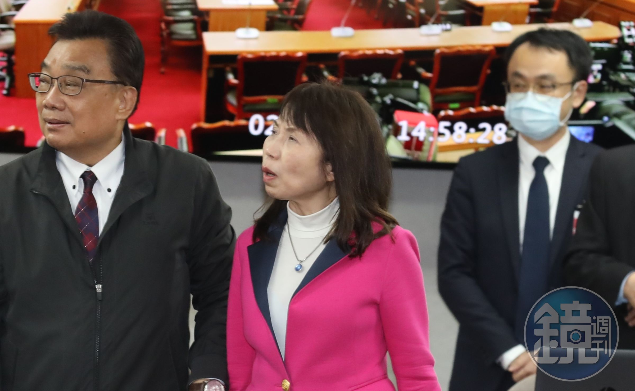 陳昭姿日前就職立委後，在立法院長投票時搞烏龍，同時也因為票投黃珊珊，被認為是保送韓國瑜，引發批評。
