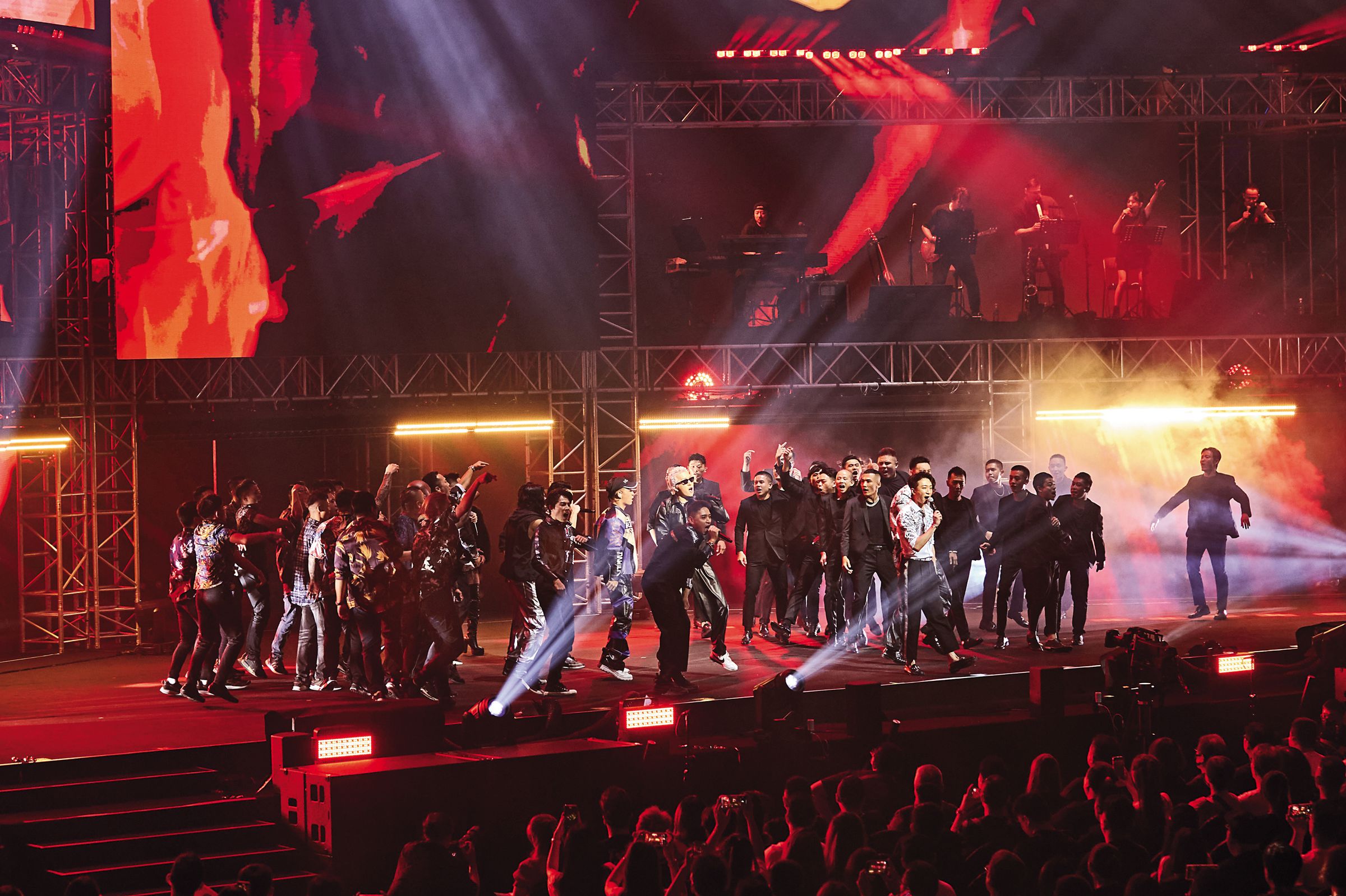 《角頭》系列10週年計畫首部曲「角頭GATAO 唱演會」集合超過25組藝人表演獻藝。（曼尼娛樂提供）