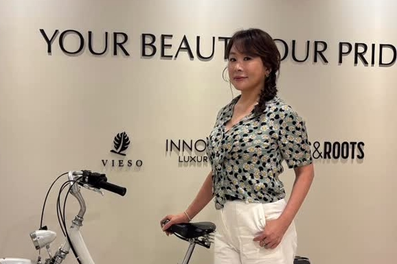 國民黨前主席連戰的二媳婦路永佳自爆前陣子家裡才剛上演一場驚心動魄的「家庭革命」。（翻攝自路永佳IG）