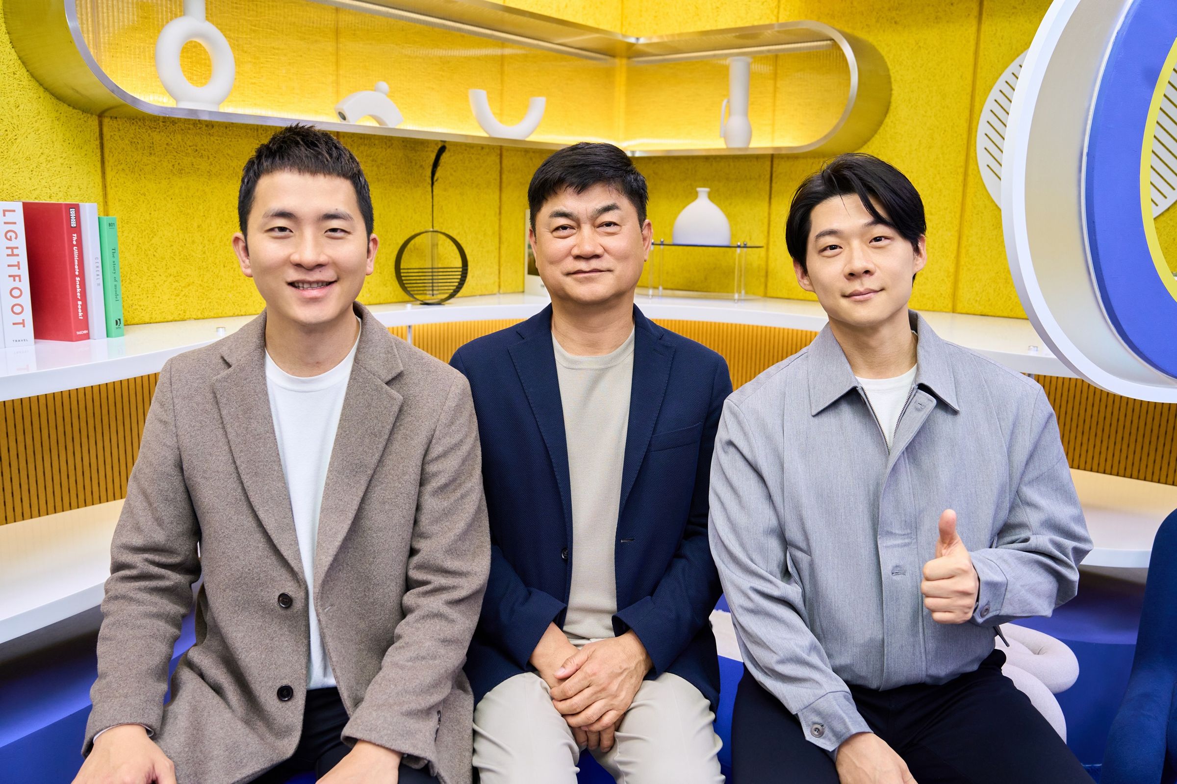 SBS Medianet 的 CEO執行長 LEE SANG SU(李相秀)(中)希望透過與天空娛樂合作,讓SBS Medianet開造海外市場。(天空娛樂提供)
