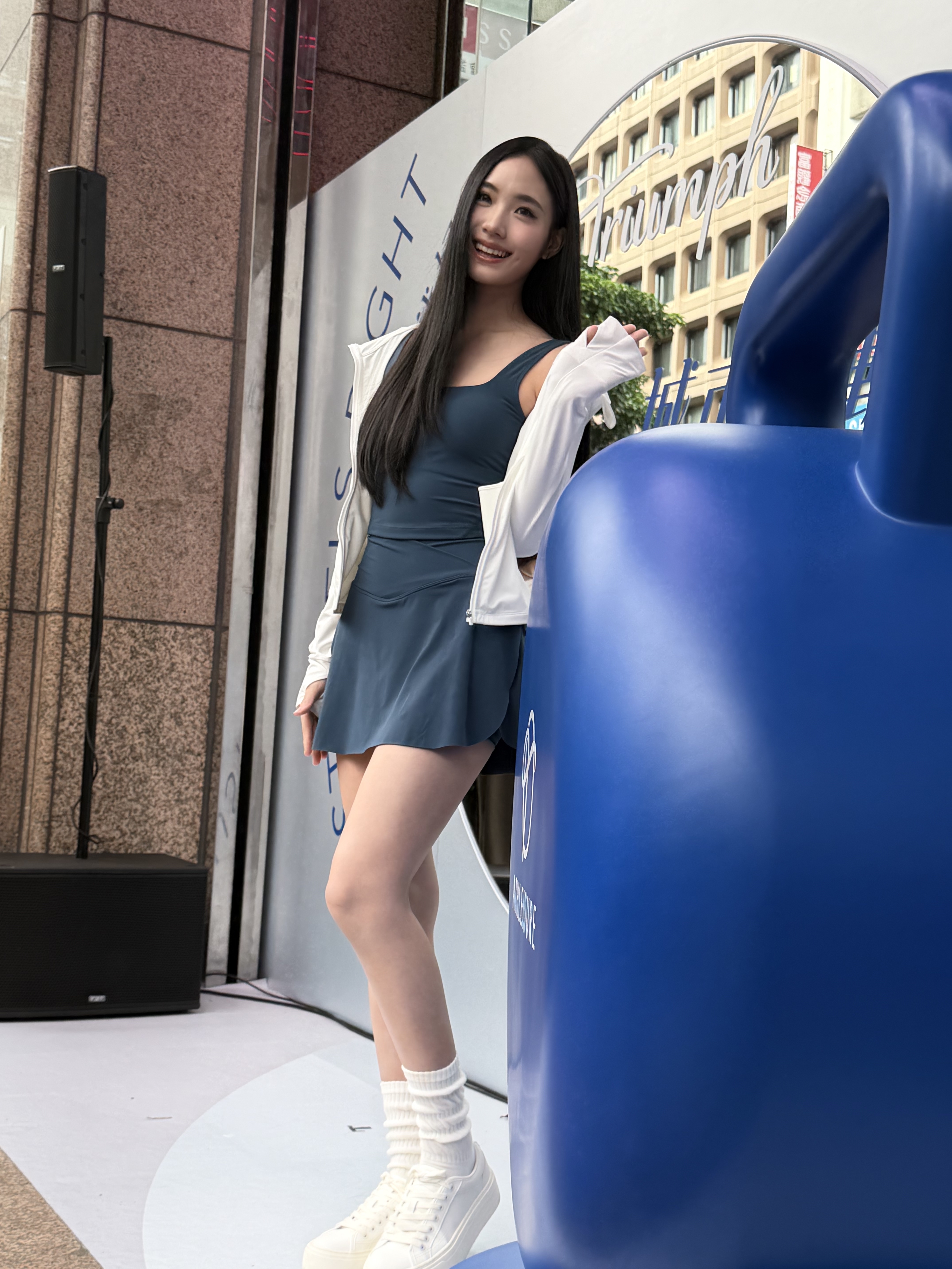 Lily許韶恩推薦身上的柔塑支撐運動背心，覺得輕透到像沒有穿。