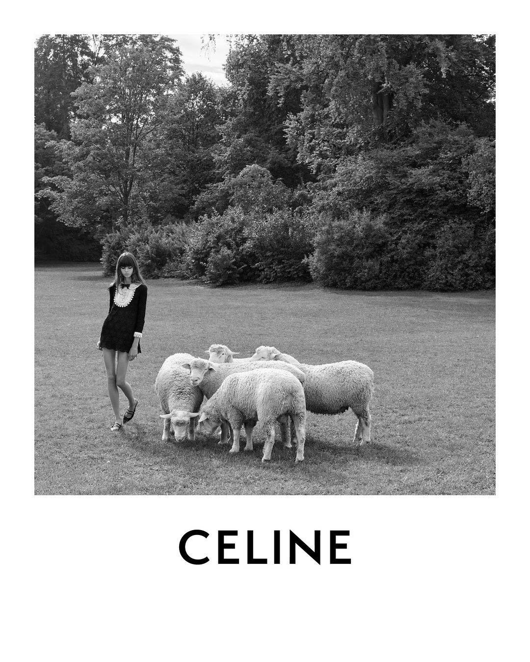 CELINE 2025夏季女裝系列影片在瓦茲河畔的貢比涅城堡拍攝。（翻攝自CELINE IG）