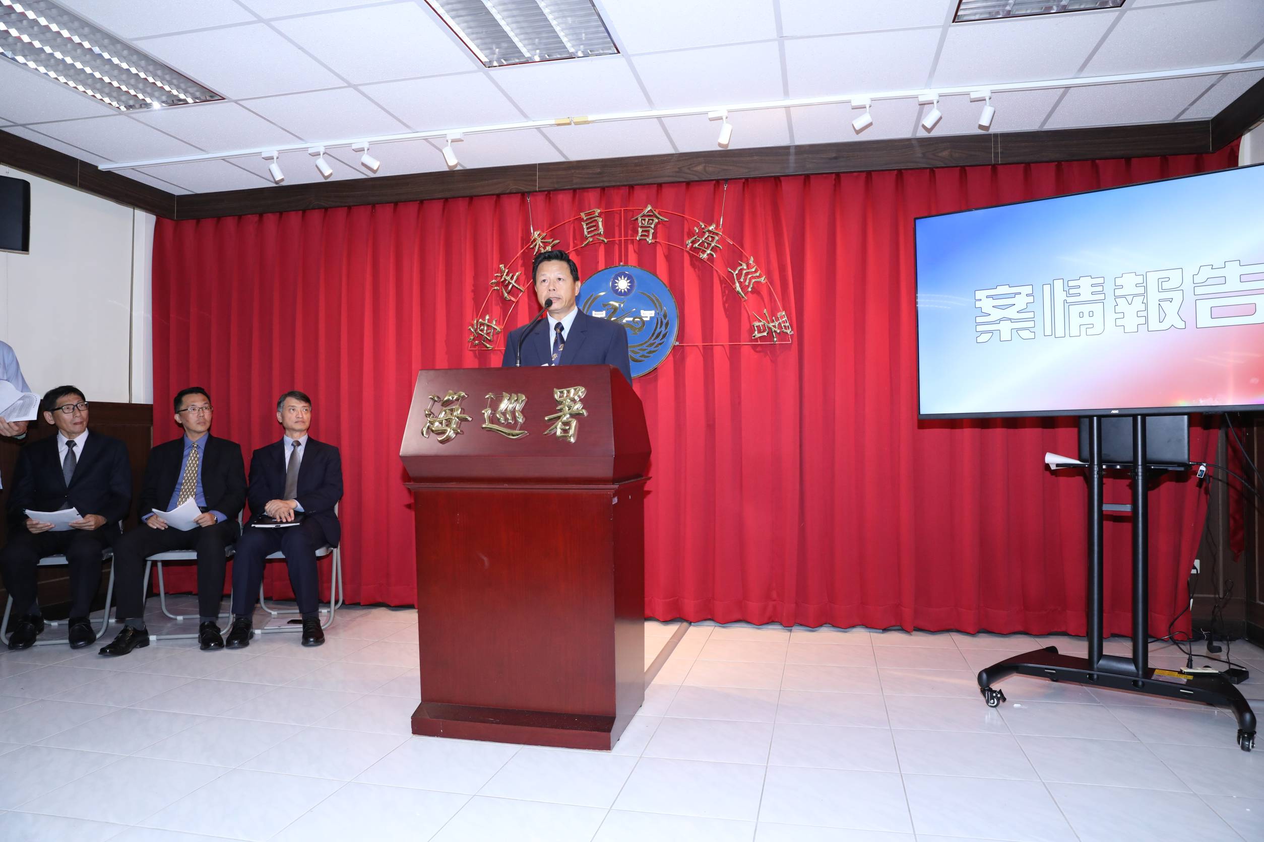 海巡署今召開記者會，副署長謝慶欽說明案情進度。
