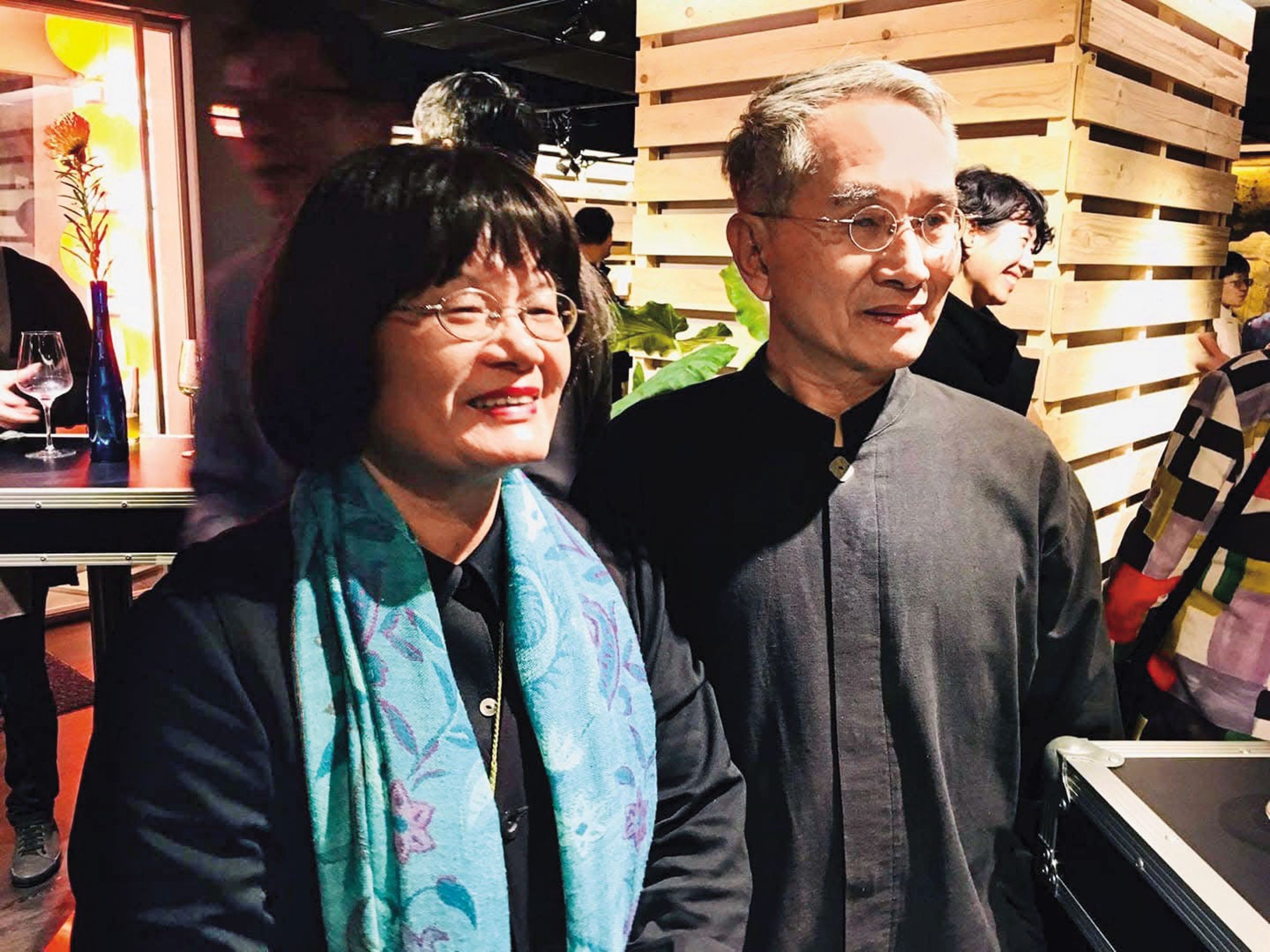 雲門舞集創辦人林懷民(右)與季季(左)在高中時期是筆友。(季季提供)