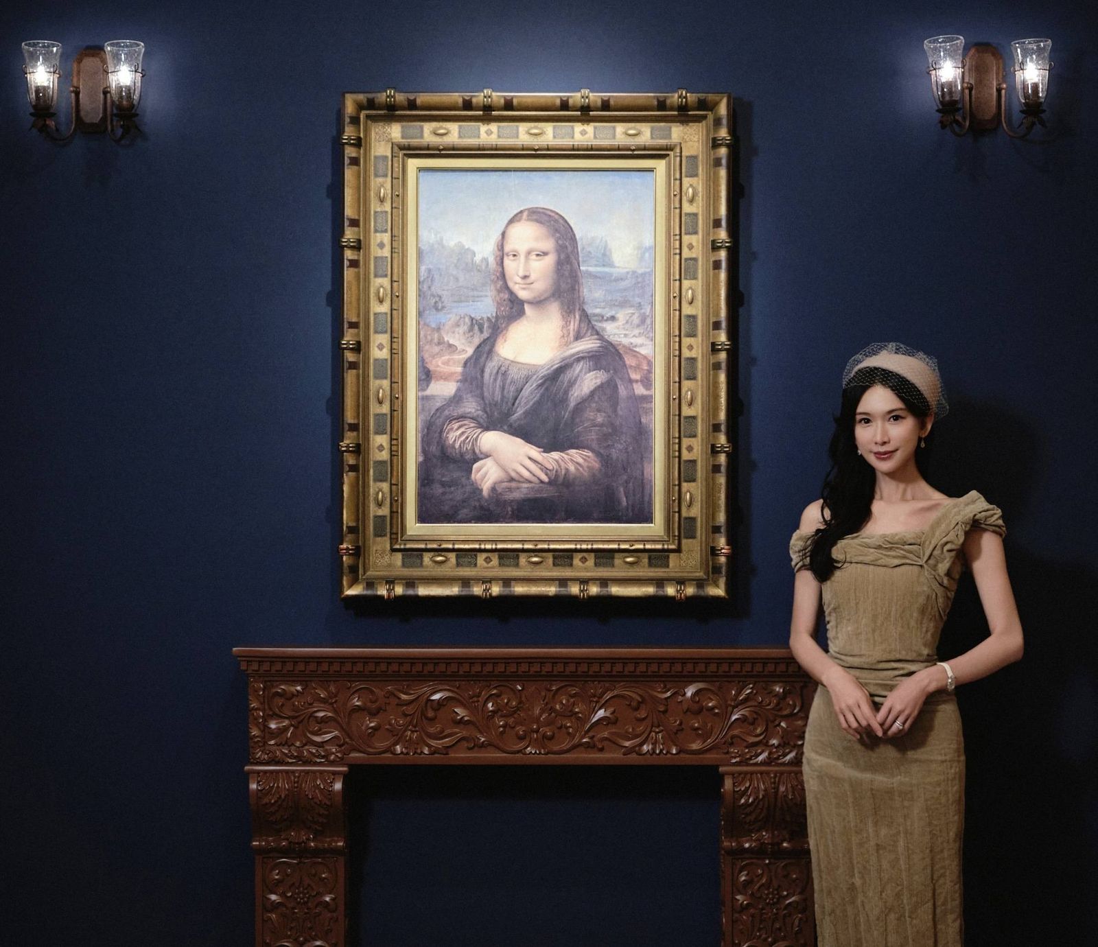 林志玲在《蒙娜麗莎》旁端莊佇立。（翻攝林志玲臉書）