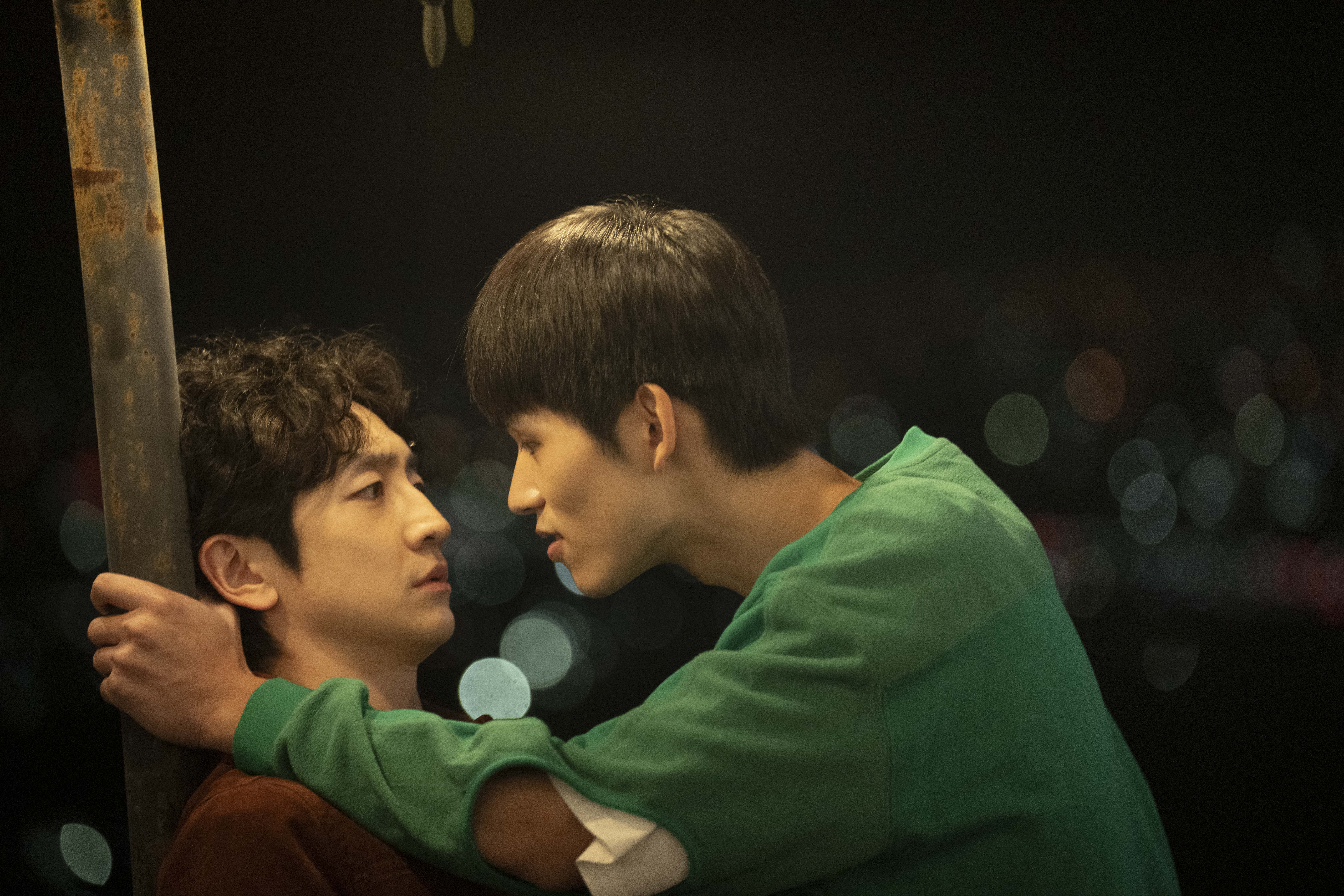 王品澔和葛丞的戀情直率又公開。（公視台語台、華視提供）