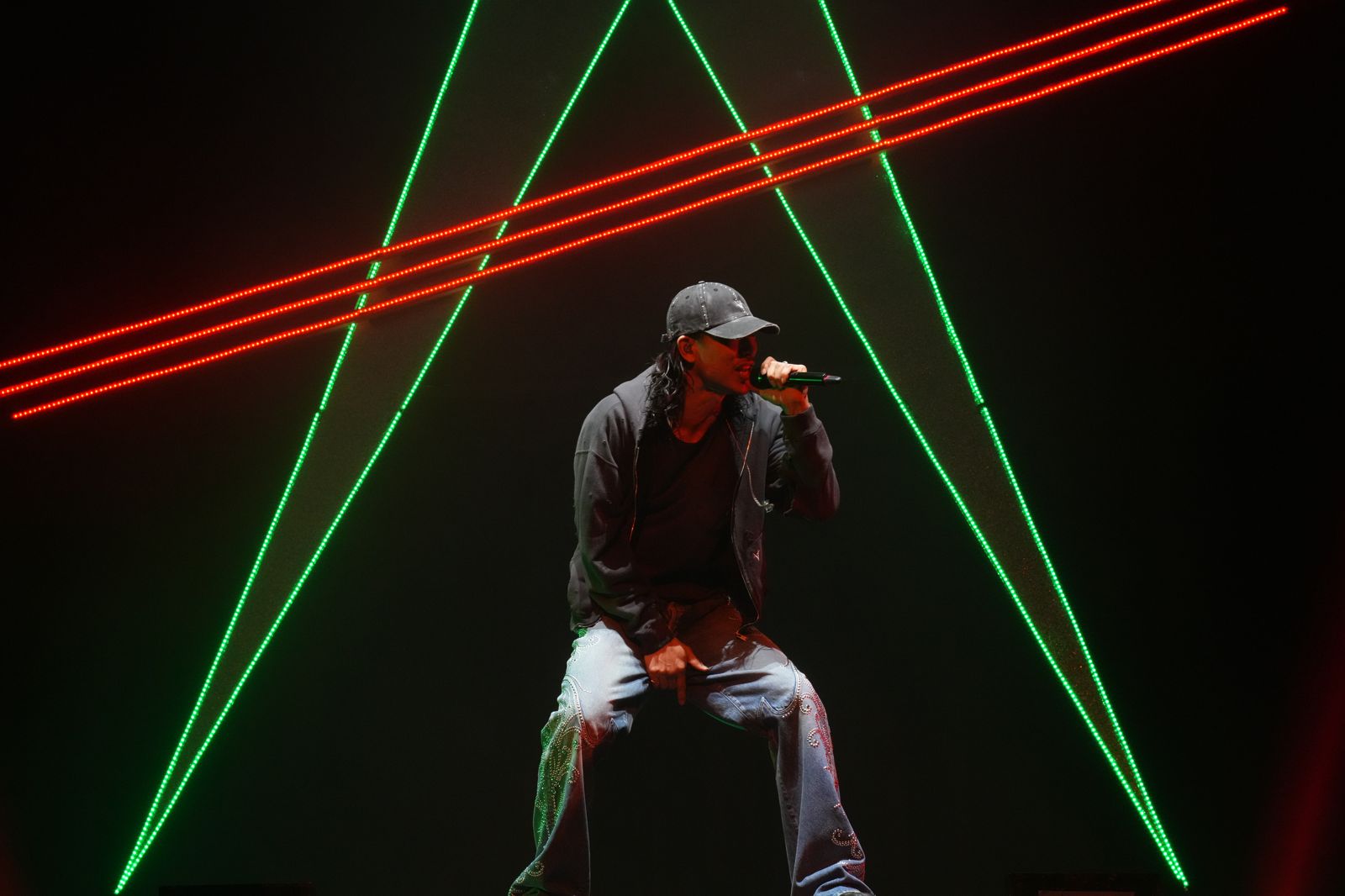 AKIRA個人巡演《URBAN SAVAGE》揭幕 台北成最終站倒數登場