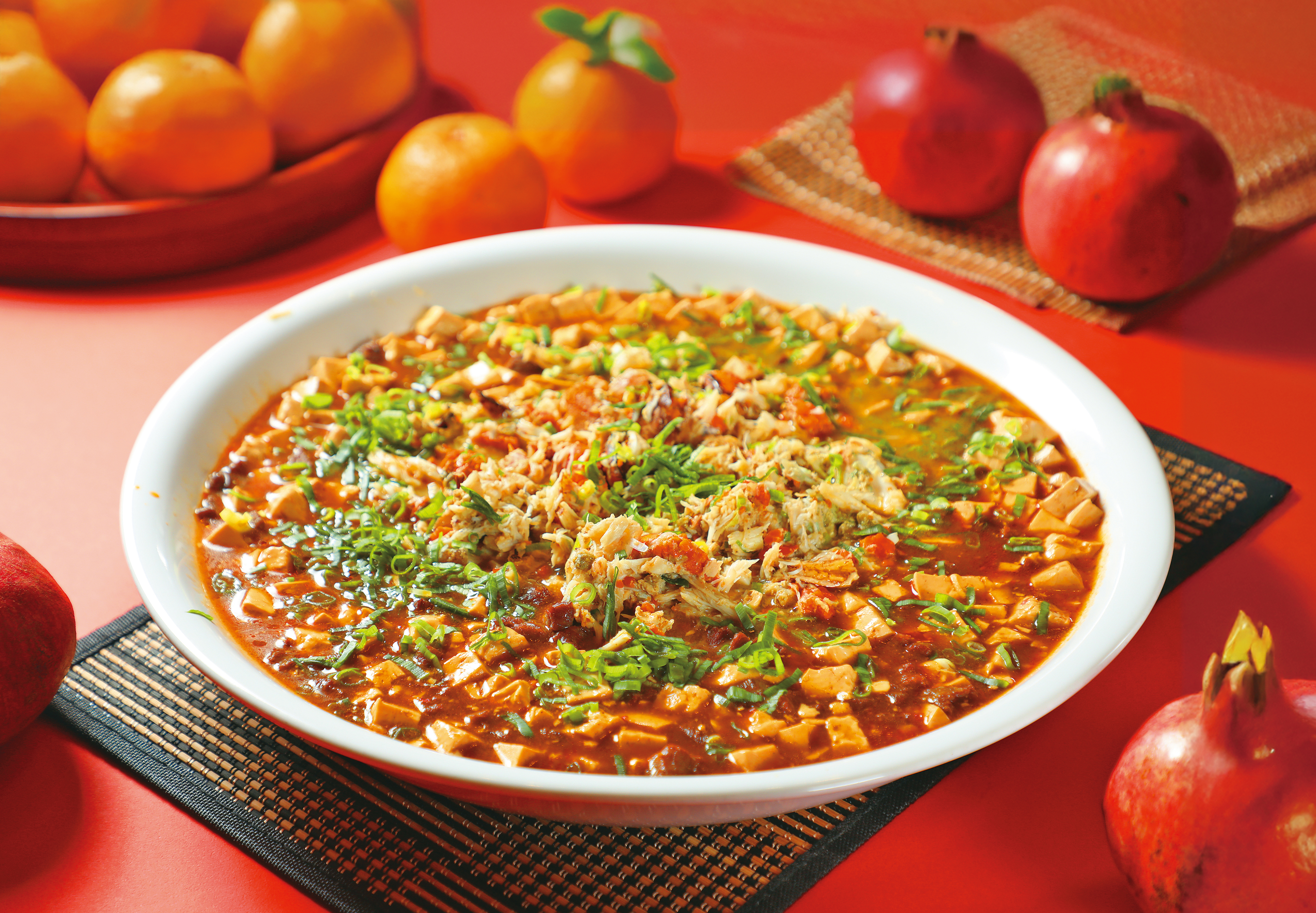 裴社長大方分享「蟹黃菲力麻婆豆腐」的做法,過年也能在家複製奢華又夠味的宴客菜。