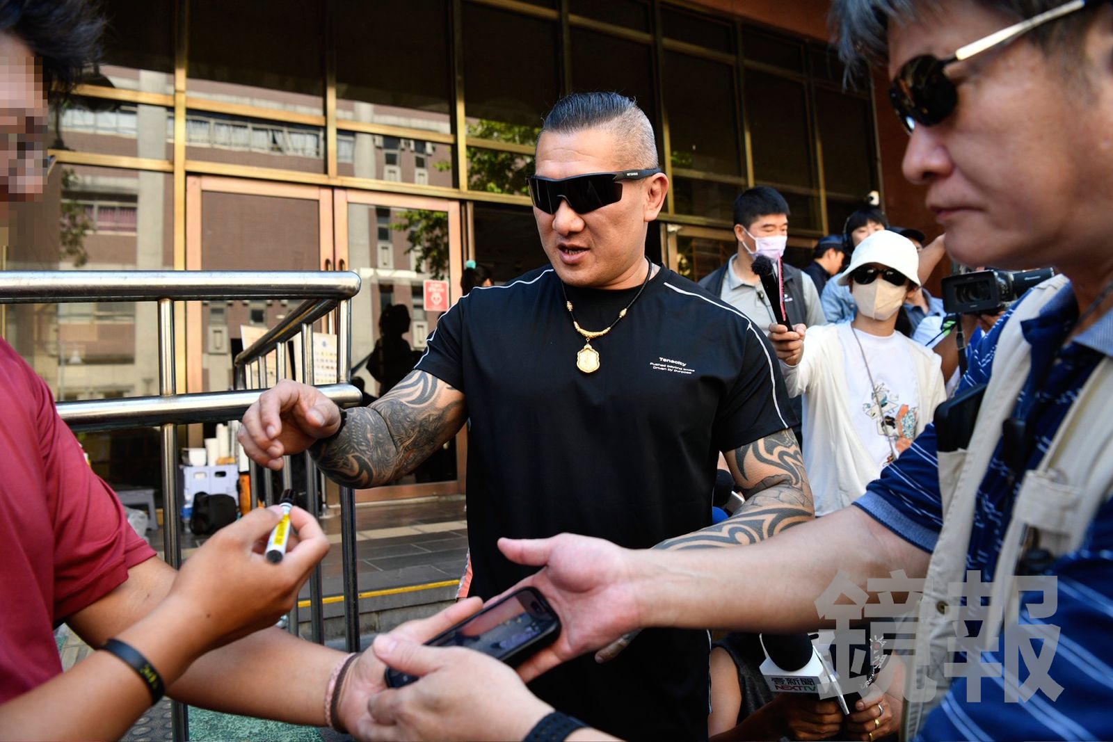 館長涉犯2罪遭起訴!本人28字發聲「怪罪賴清德」 網酸爆:你藍白紅一體