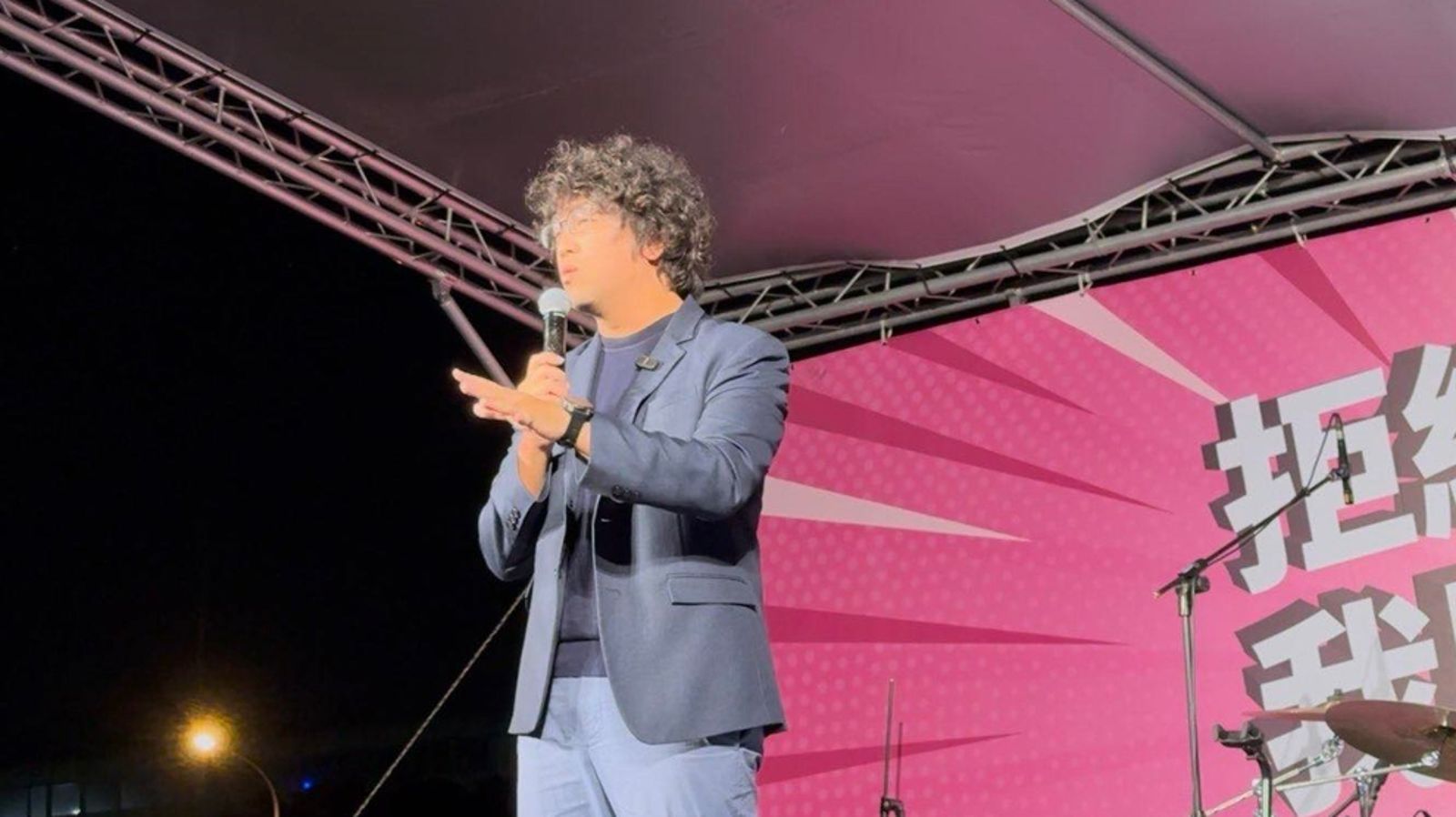 沒在怕!沈伯洋遭北京恐嚇全球抓捕 親喊:繼續出國行程反擊中國威脅