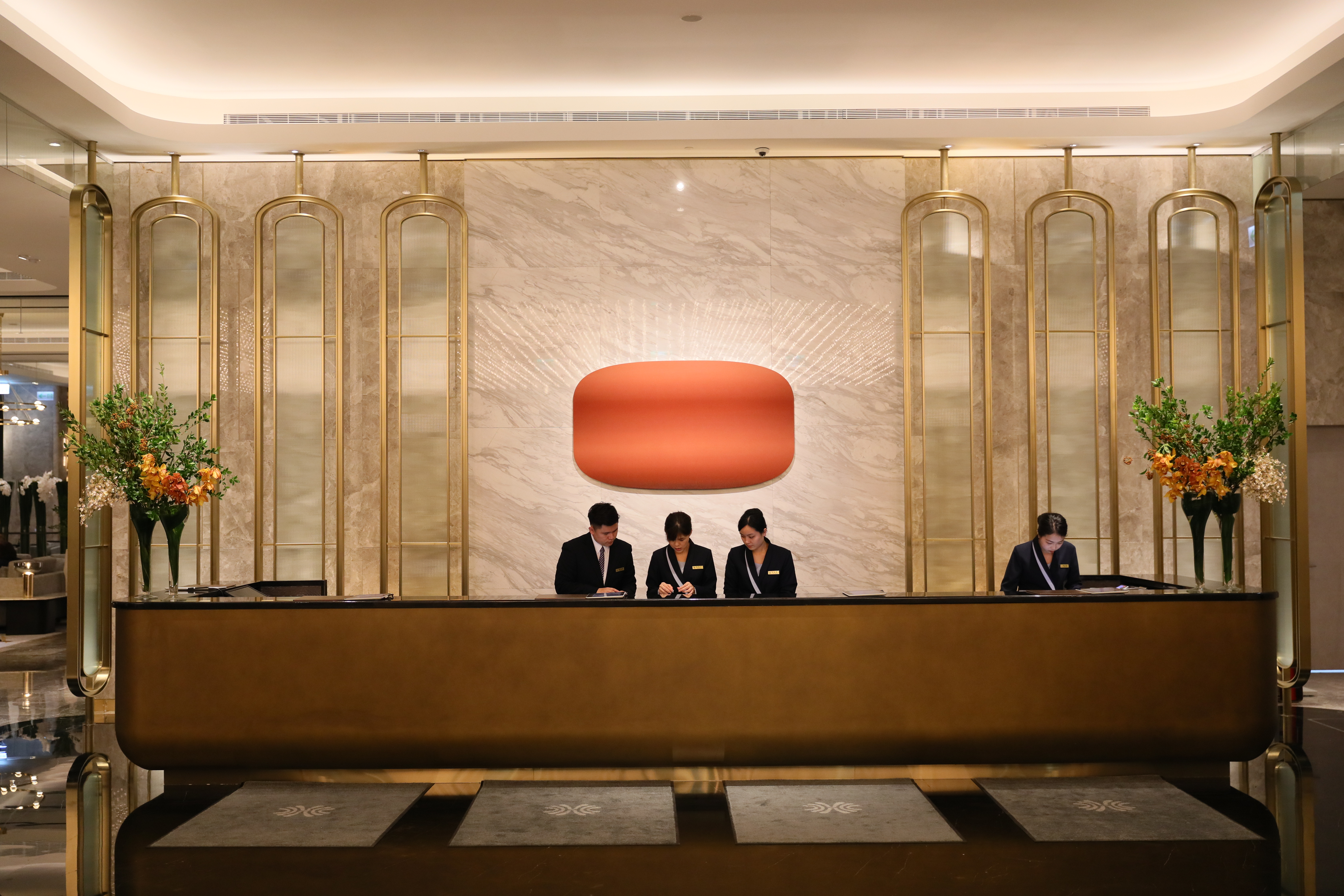 座落南港軟體園區的「台北漢來大飯店」10月7日開始試營運，由新加坡知名團隊DP Design操刀設計，並在空間中融入許多台灣藝術作品。