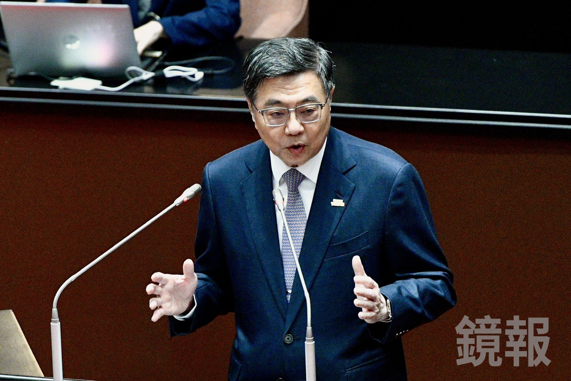 行政院最快2日拍板調整軍公教待遇。圖為行政院長卓榮泰。（鏡報李智為）