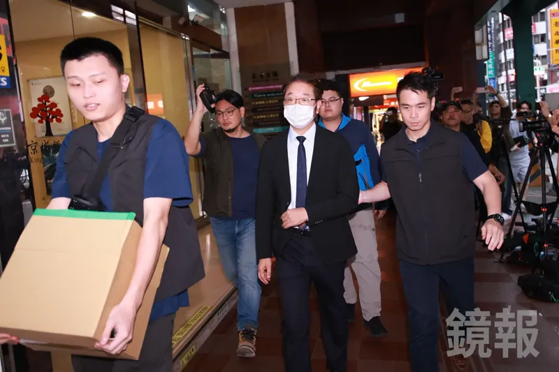 光澤診所偷拍案情擴大，8日店經理、工程師遭聲押。（鏡報劉耀勻攝）
