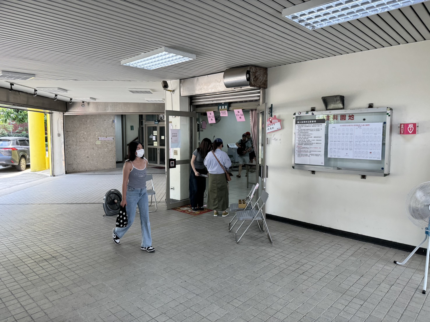  上午投票情況並不踴躍。（警方提供）