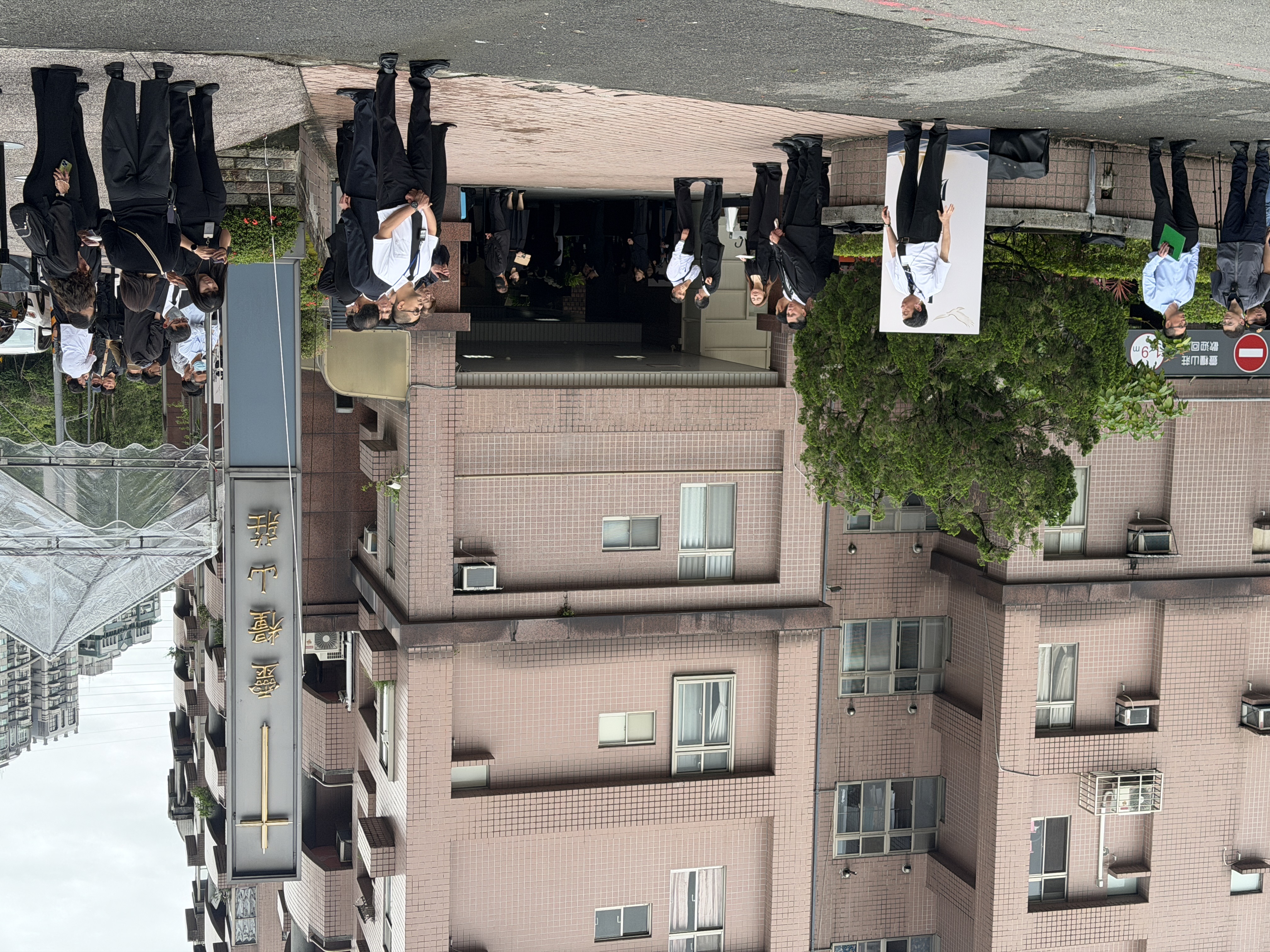 尹衍樑家屬今（12）日上午於台北市文山區一處教堂舉辦追思禮拜，不對外開放。