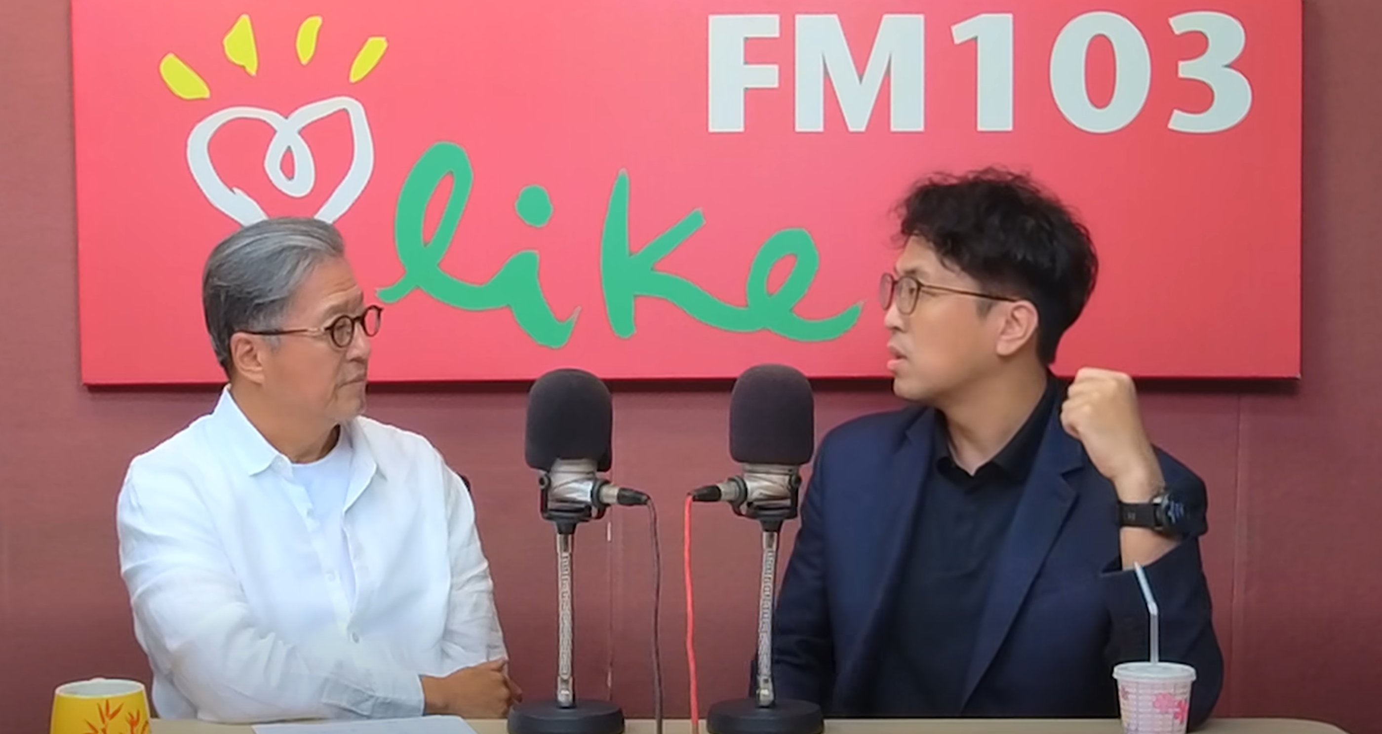 沈伯洋昨接受媒體人王偉忠的廣播專訪,不過在訪問過程中,王偉忠多次發表自己的看法,讓部分網友覺得很像讓來賓聽他「說教」。(翻攝自王偉忠臉書)