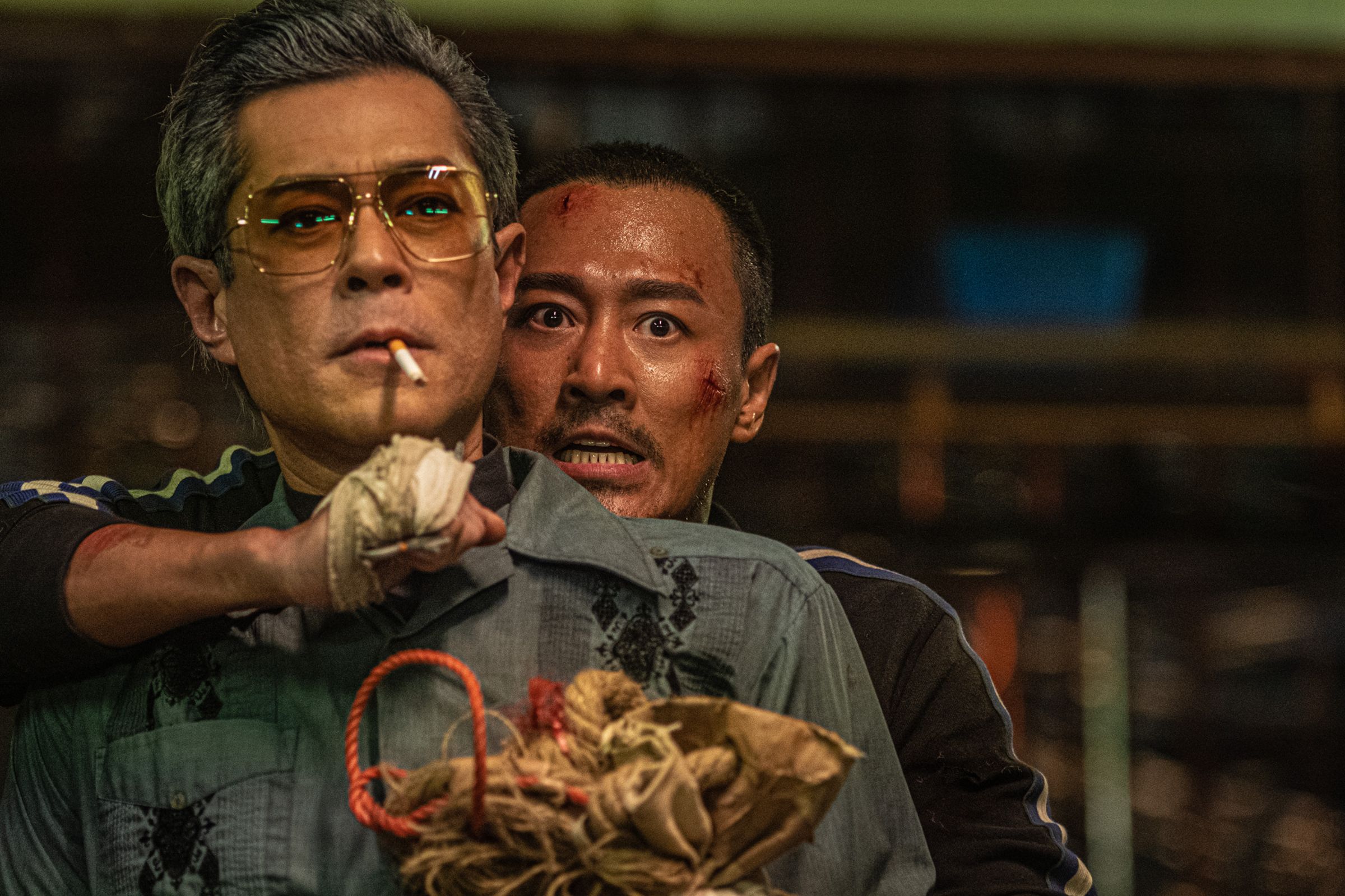 林峯與古天樂再次合作的電影版《尋秦記》遲遲未能上映，在《九龍城寨之圍城》先成為對頭人。（華映提供）