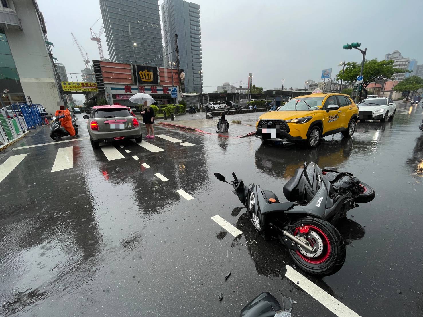 小甜甜去年發生車禍。(警方提供)