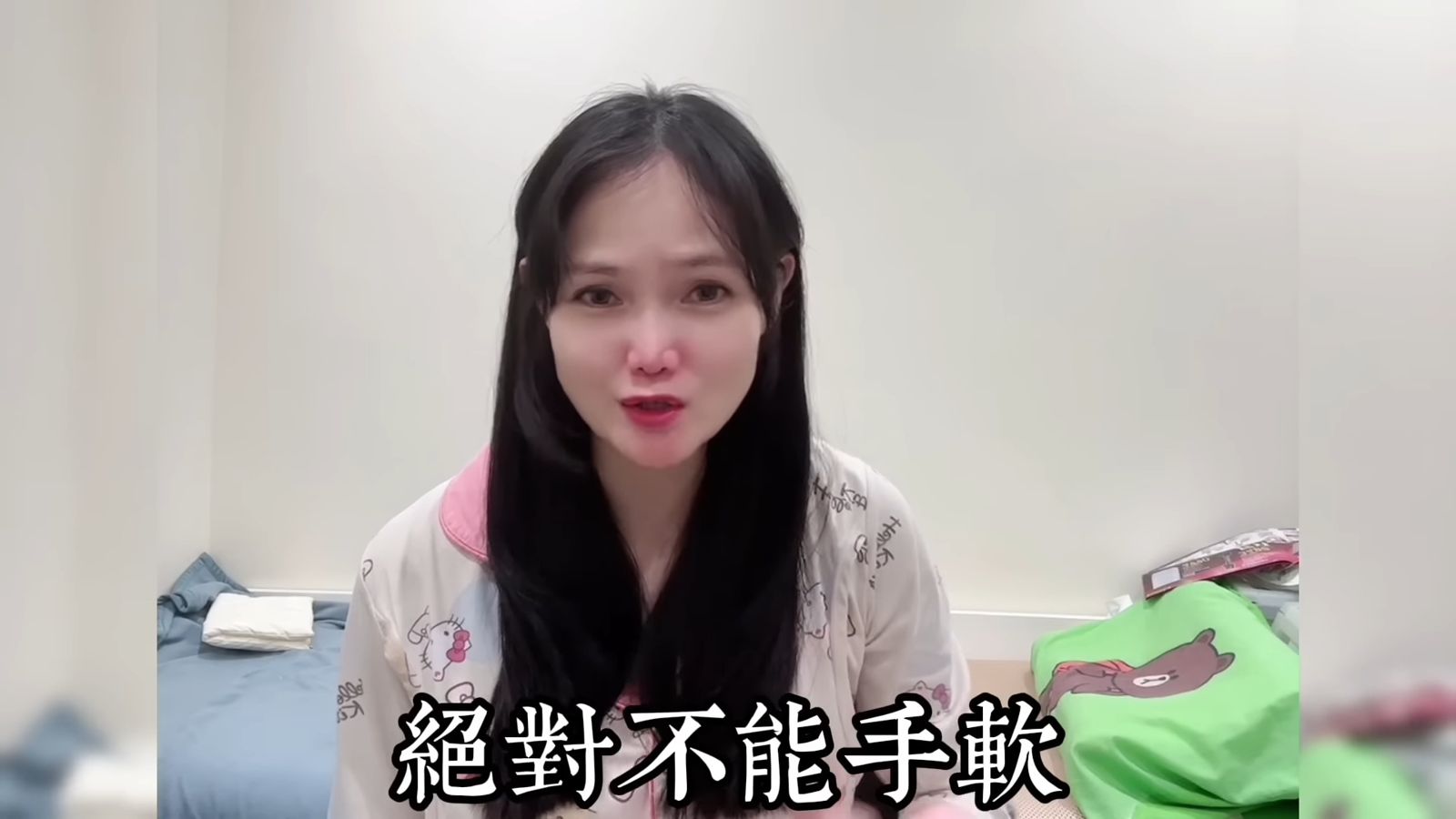 摩沙淺淺看不下去同為中配的亞亞行徑，要移民署別手軟，對亞亞強制執法。（翻攝YT「摩沙淺淺-台灣媳婦」）