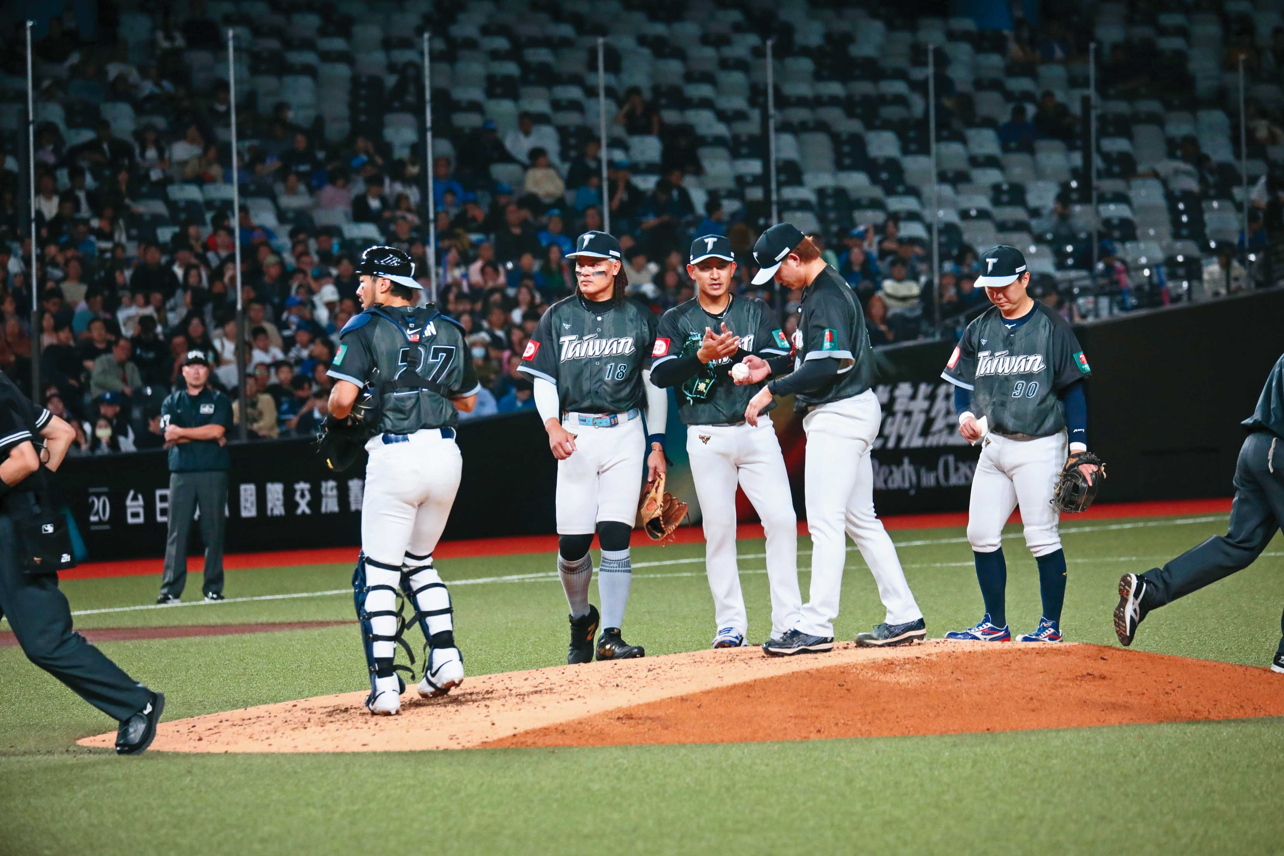 中職主推Team Taiwan意象，持續拓展台灣隊能見度。（鏡報林煒凱）