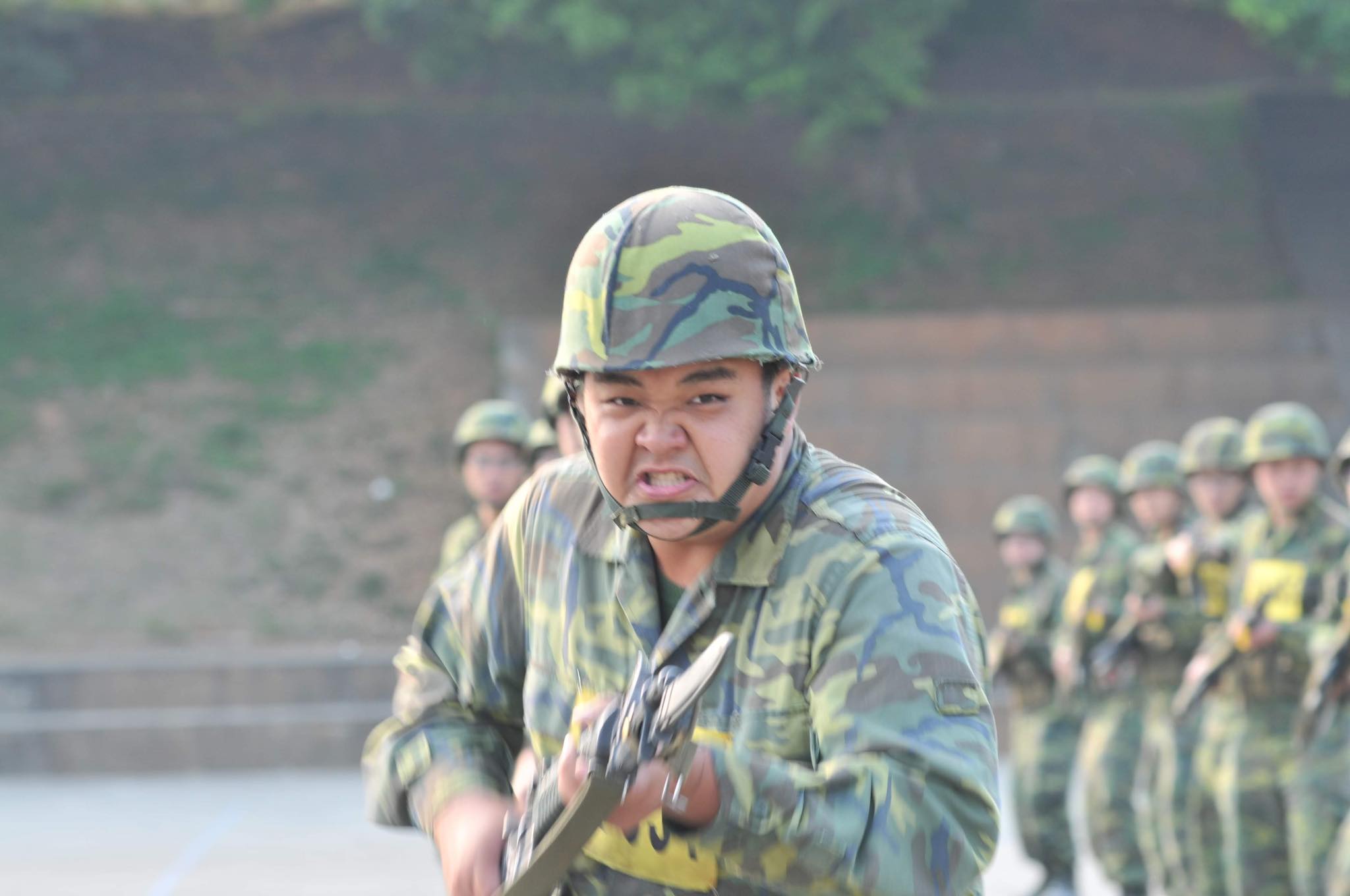 林道遠因體型免疫卻拍《新兵日記》在軍中鍛鍊一年多。(翻攝自臉書)