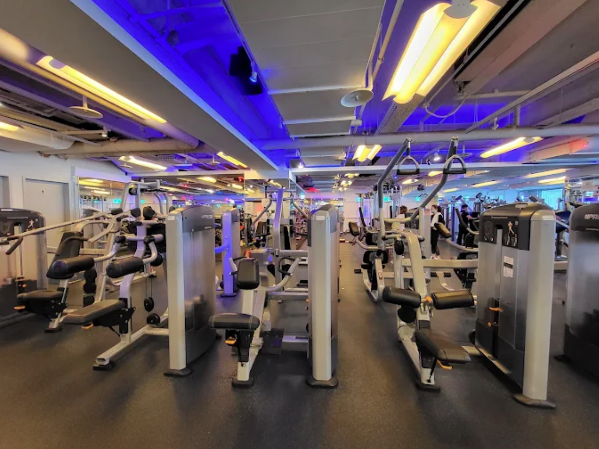 全真瑜珈無預警宣布10月1日起停止營業，讓會員無所適從。圖為中和館。（翻攝Google Maps）