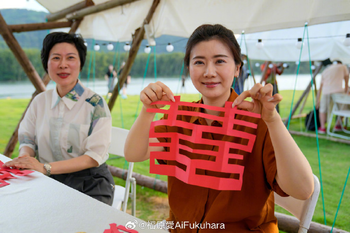 福原愛今（22日）透過日媒採訪，坦承與「橫濱男」再婚並懷有身孕。（翻攝福原愛微博）