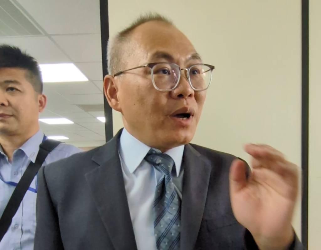 台中市警刑大副大隊長李振成