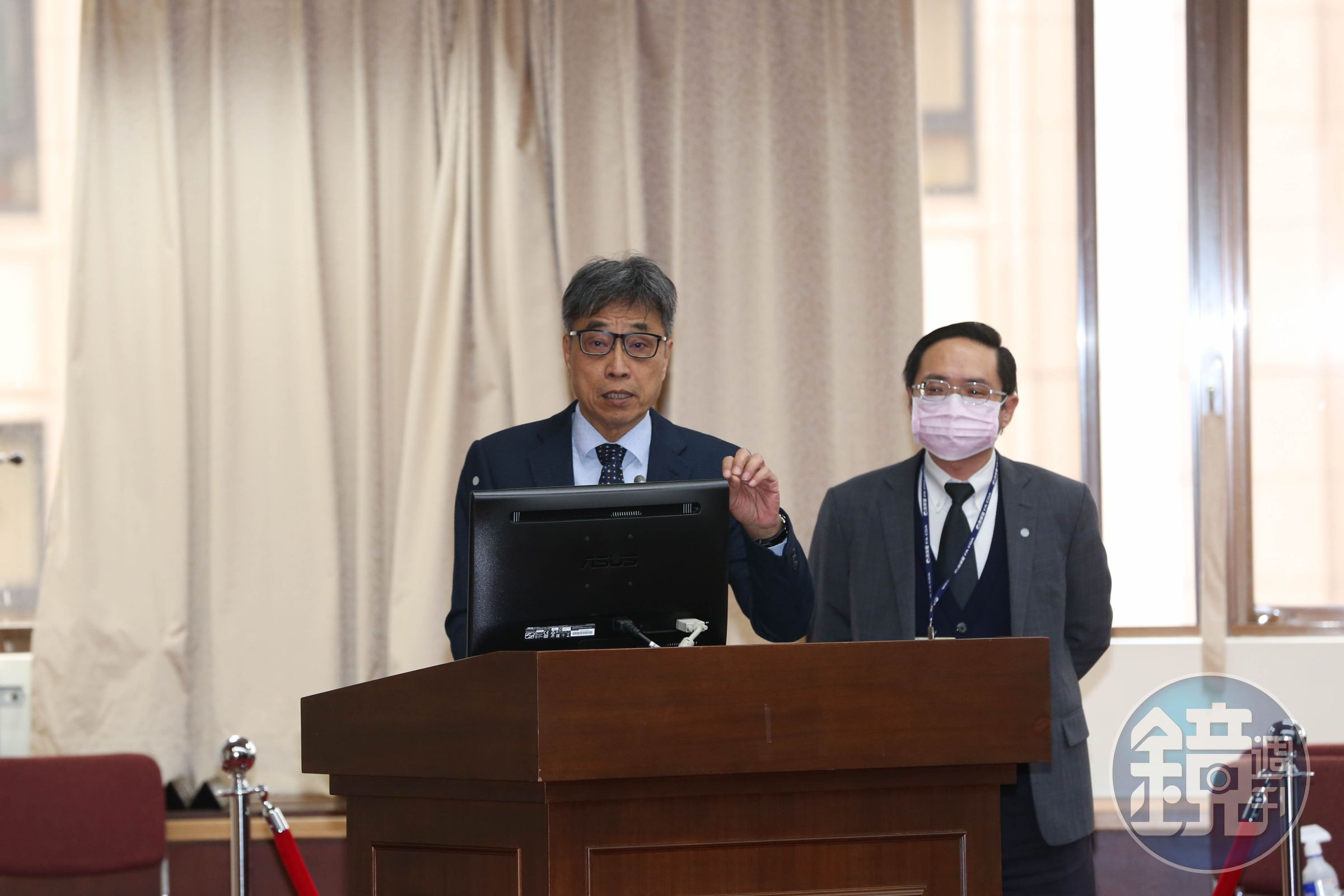 農業部長陳駿季再次呼籲餐飲業者等消費端降低雞蛋價格。(本刊資料照)