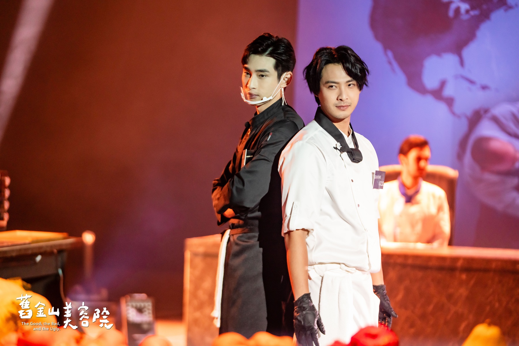 章廣辰(左)、連晨翔在美食節目抽到同組，雙方維持表面友好。（TVBS）