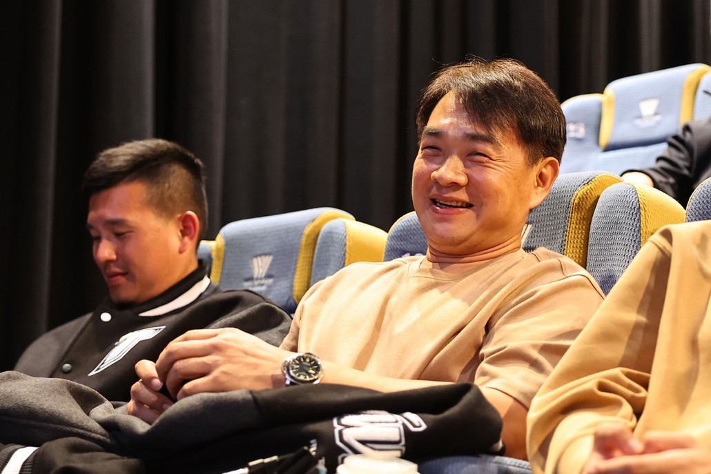 打擊教練彭政閔到場支持《冠軍之路》。(中華職業棒球大聯盟提供)